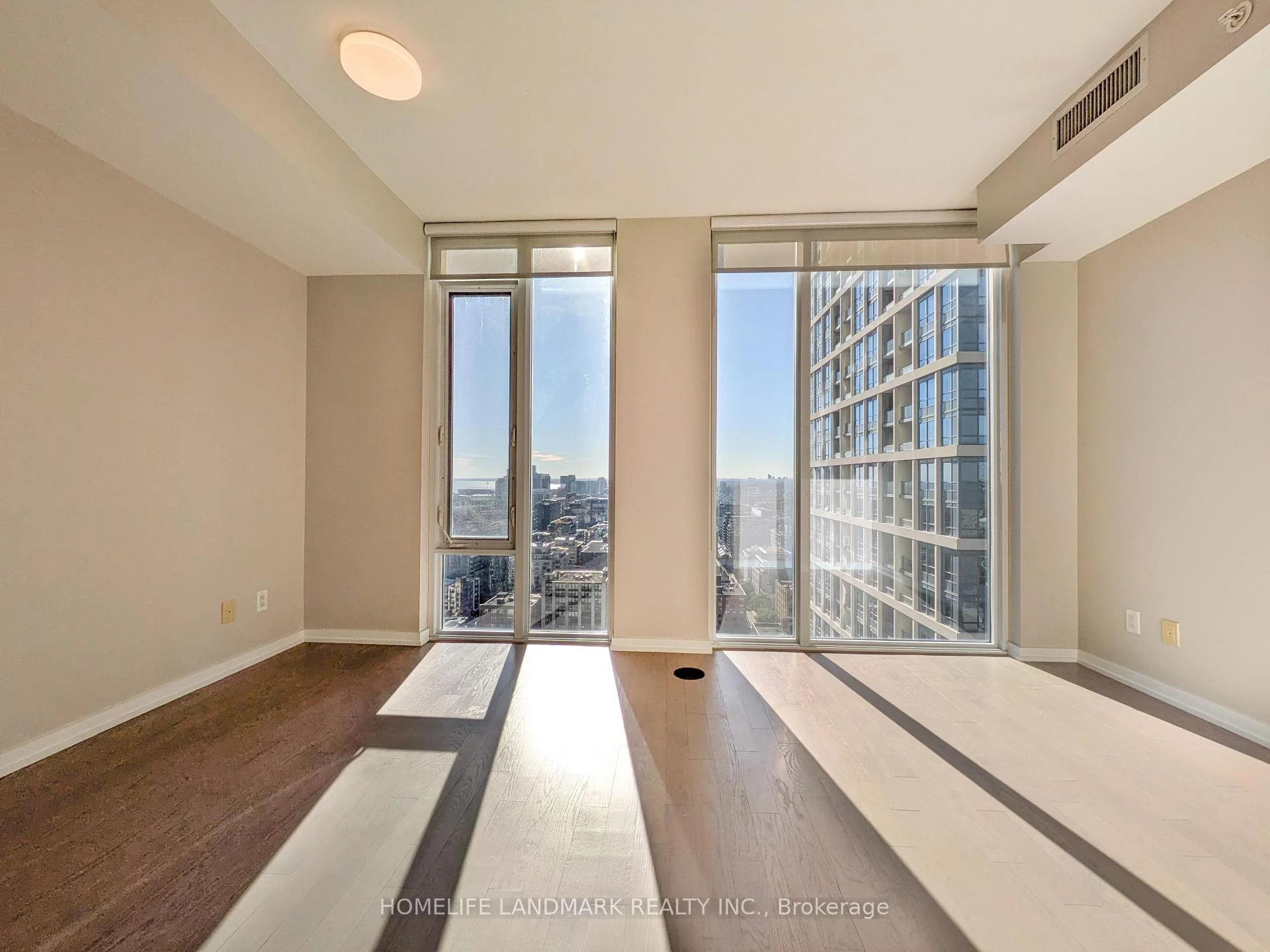 Photo 10 of Unit 2910, 101 Peter Street, Toronto, Waterfront Communities — HOMEH