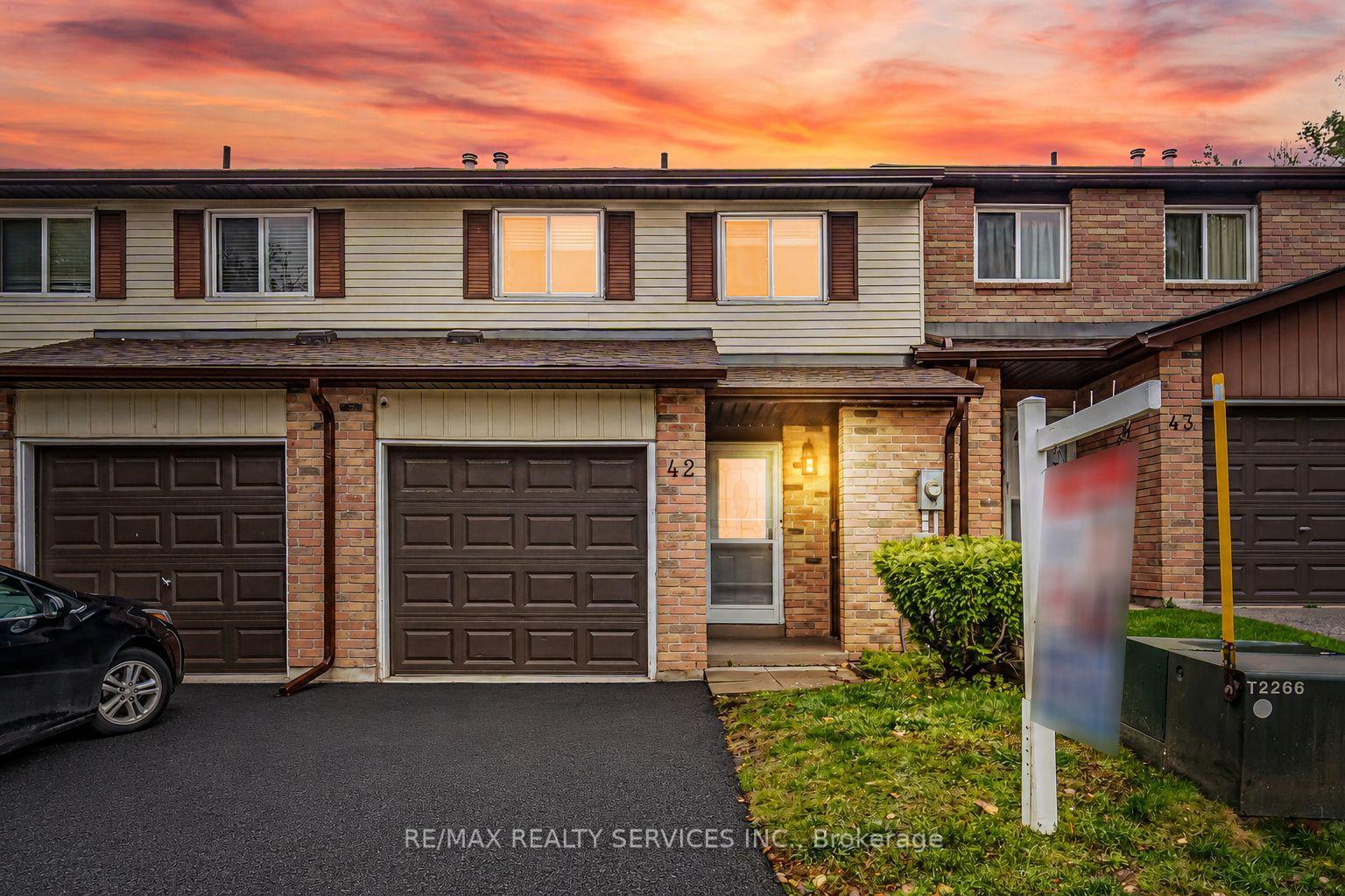 Photo 5 of Unit 42, 52 Adelaide Street, Barrie, Allandale — HOMEH