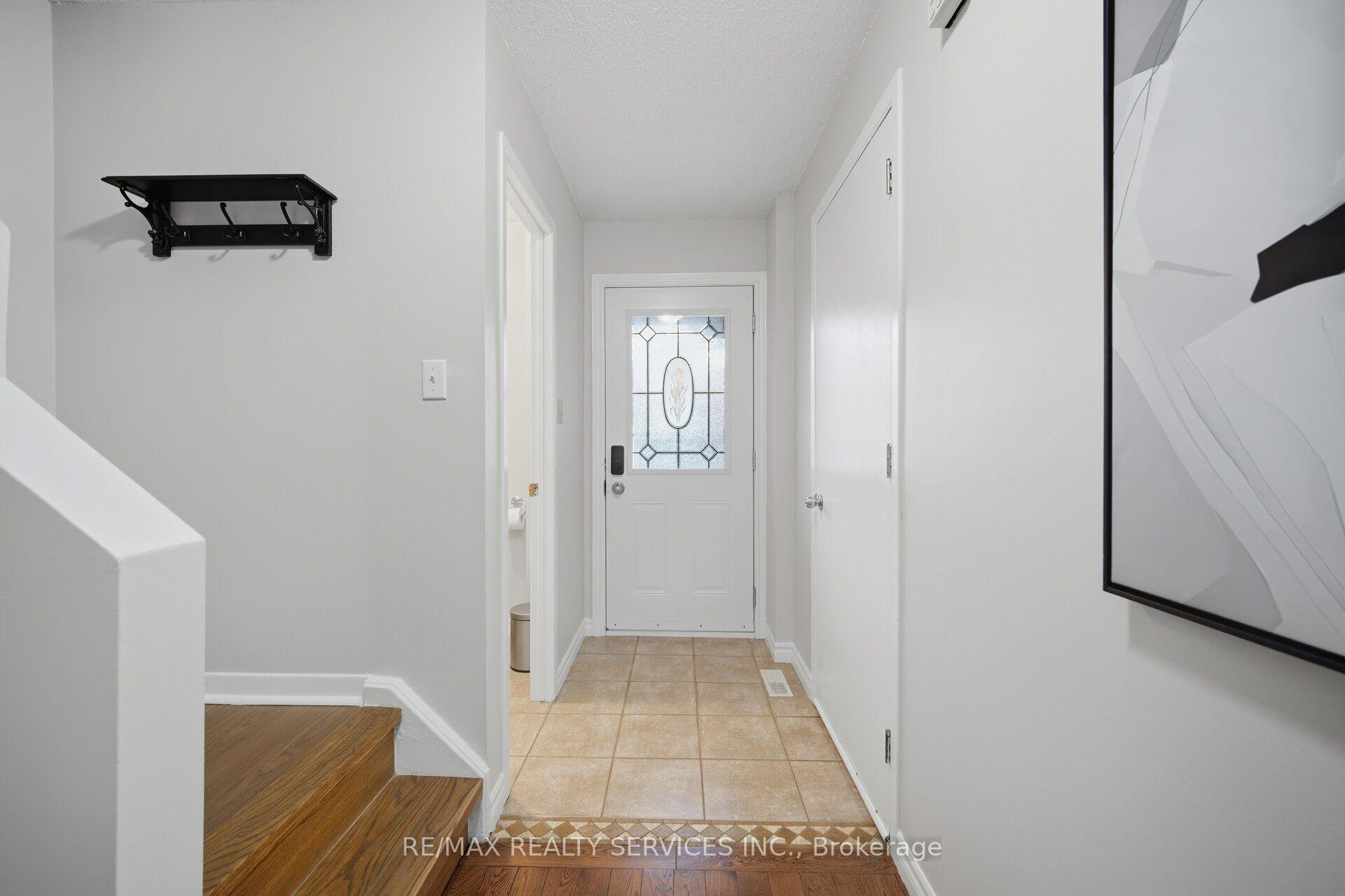 Photo 8 of Unit 42, 52 Adelaide Street, Barrie, Allandale — HOMEH