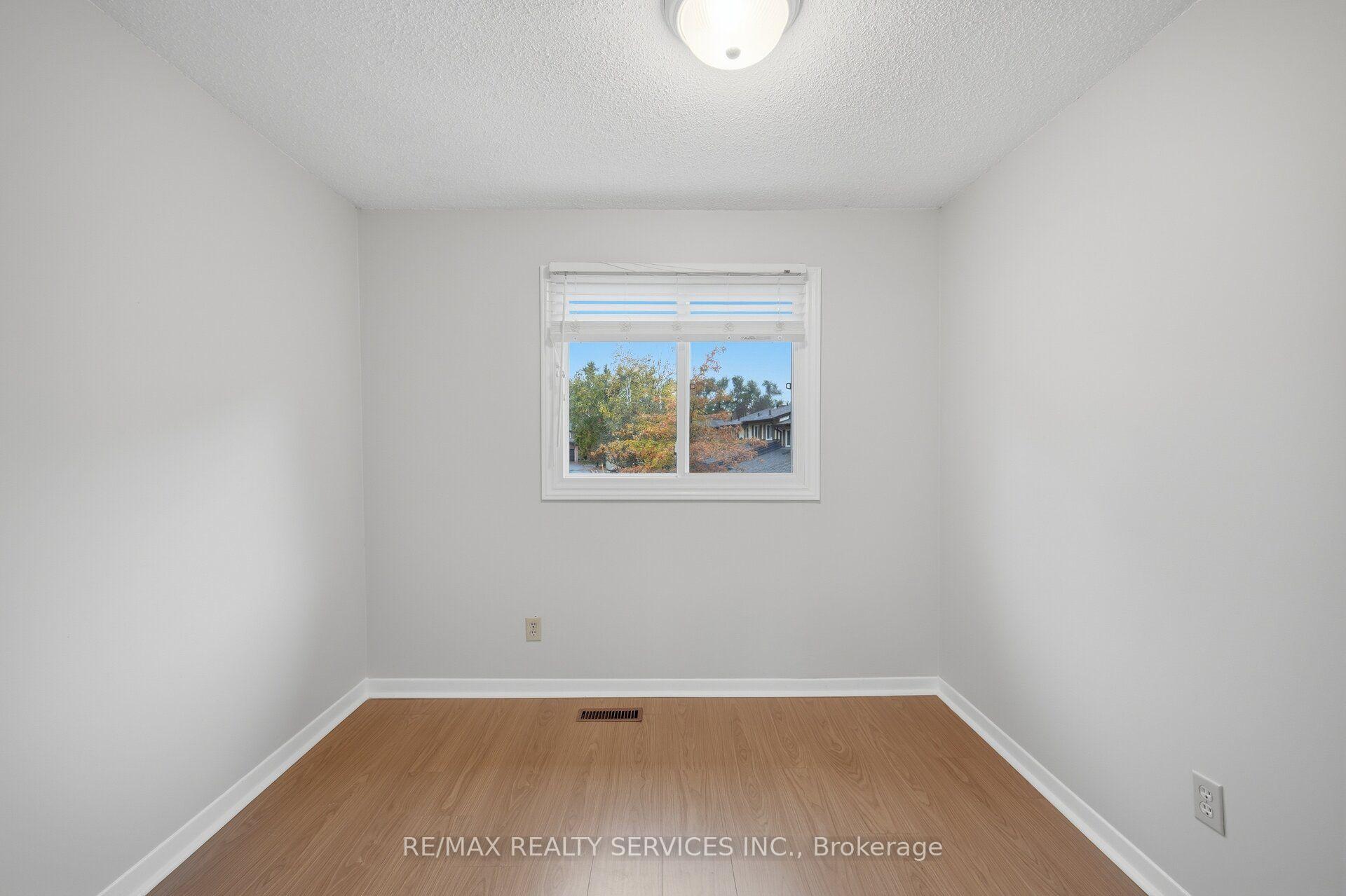 Photo 29 of Unit 42, 52 Adelaide Street, Barrie, Allandale — HOMEH