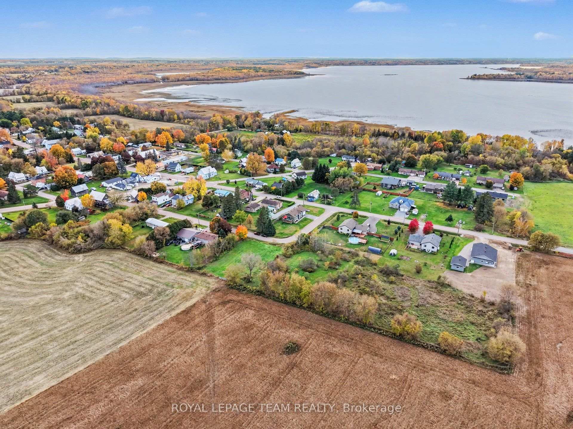 Photo 33 of 24 Rapid Road, Whitewater Region, Whitewater Region — HOMEH