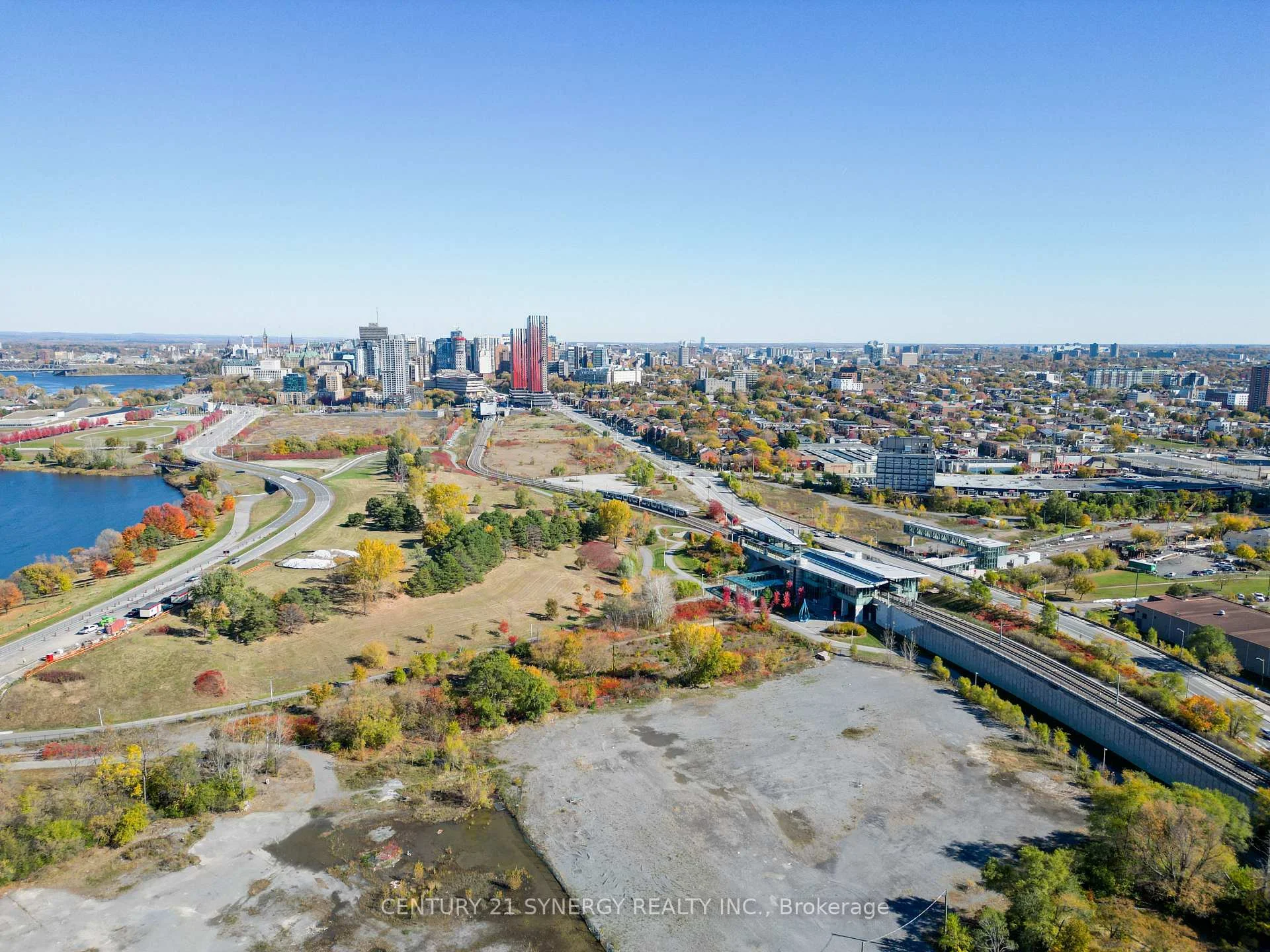 Photo 17 of 52 & 50 Stonehurst Avenue W, Ottawa, Mechanicsville — HOMEH