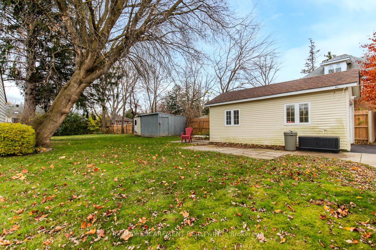 Photo 27 of 60 Lake Avenue Drive, Hamilton, Stoney Creek — HOMEH