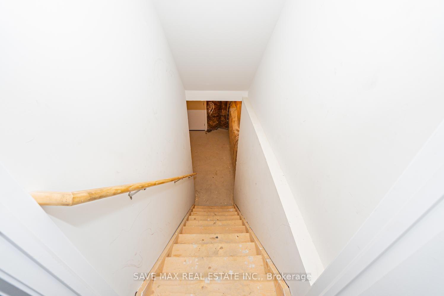 Photo 40 of 68 Stowmarket Street, Caledon, Rural Caledon — HOMEH