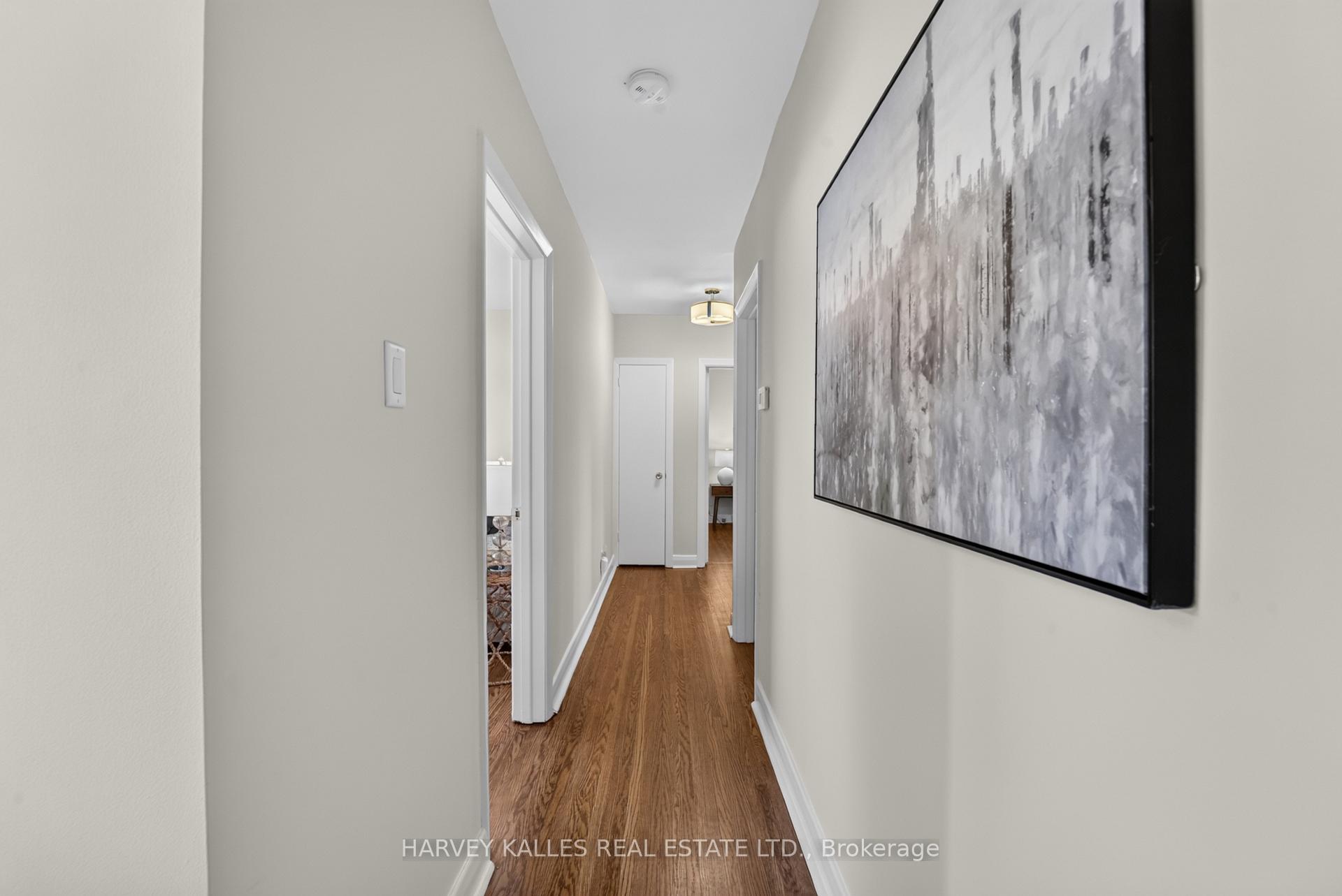 Photo 20 of 7 Greening Crescent, Etobicoke, Princess-Rosethorn — HOMEH
