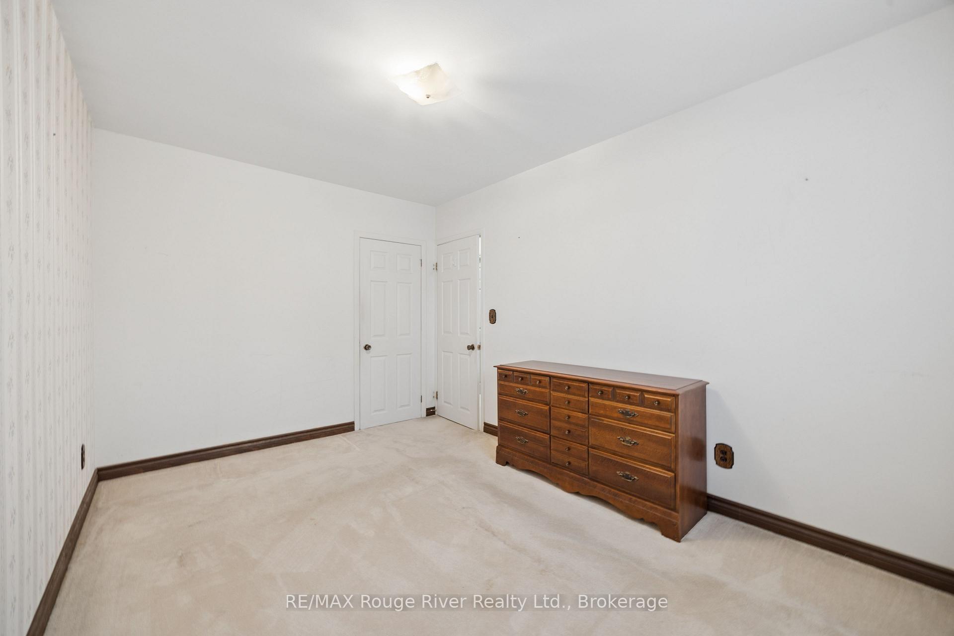 Photo 20 of 3 Heatherwood Road, Ajax, South East — HOMEH