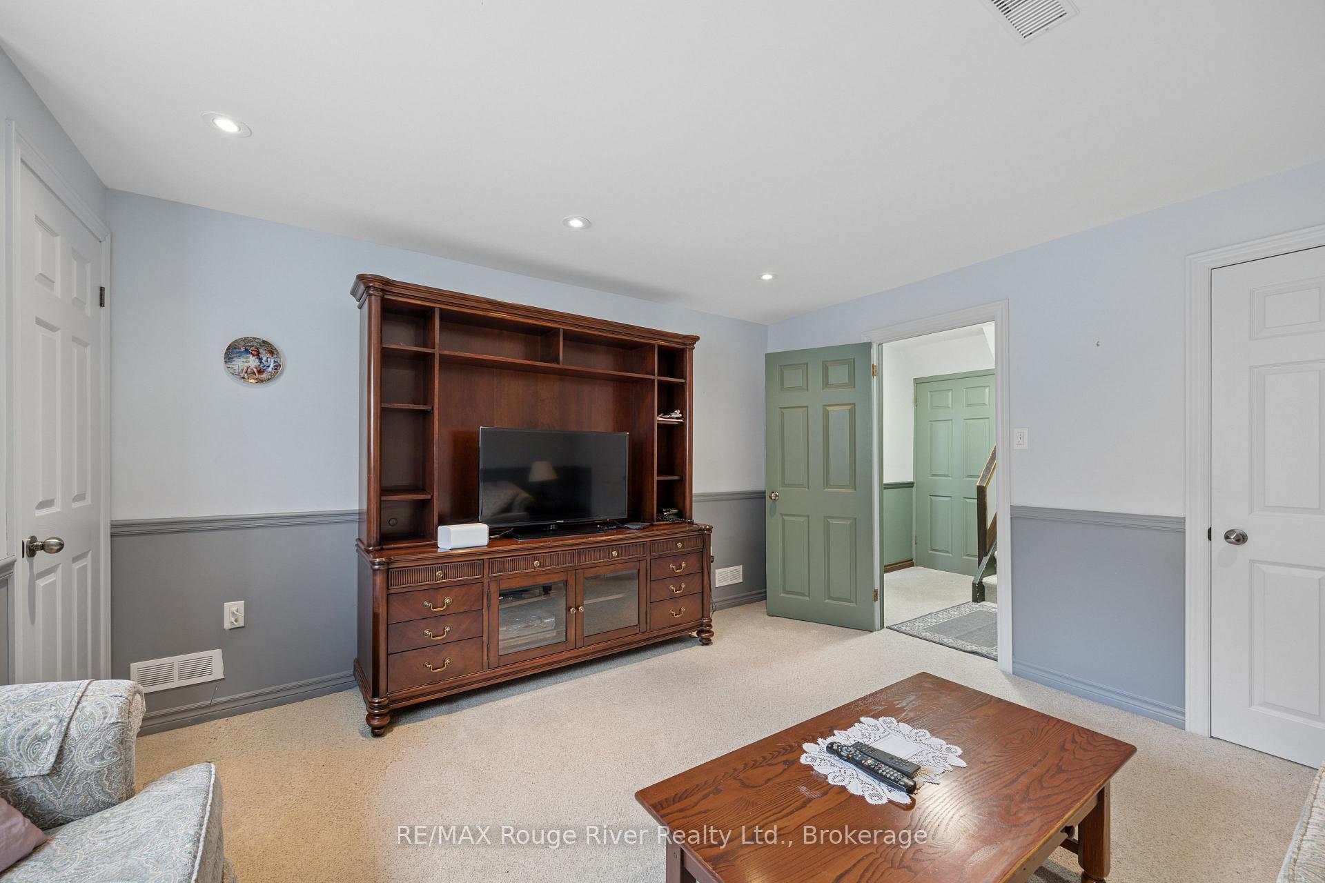 Photo 27 of 3 Heatherwood Road, Ajax, South East — HOMEH