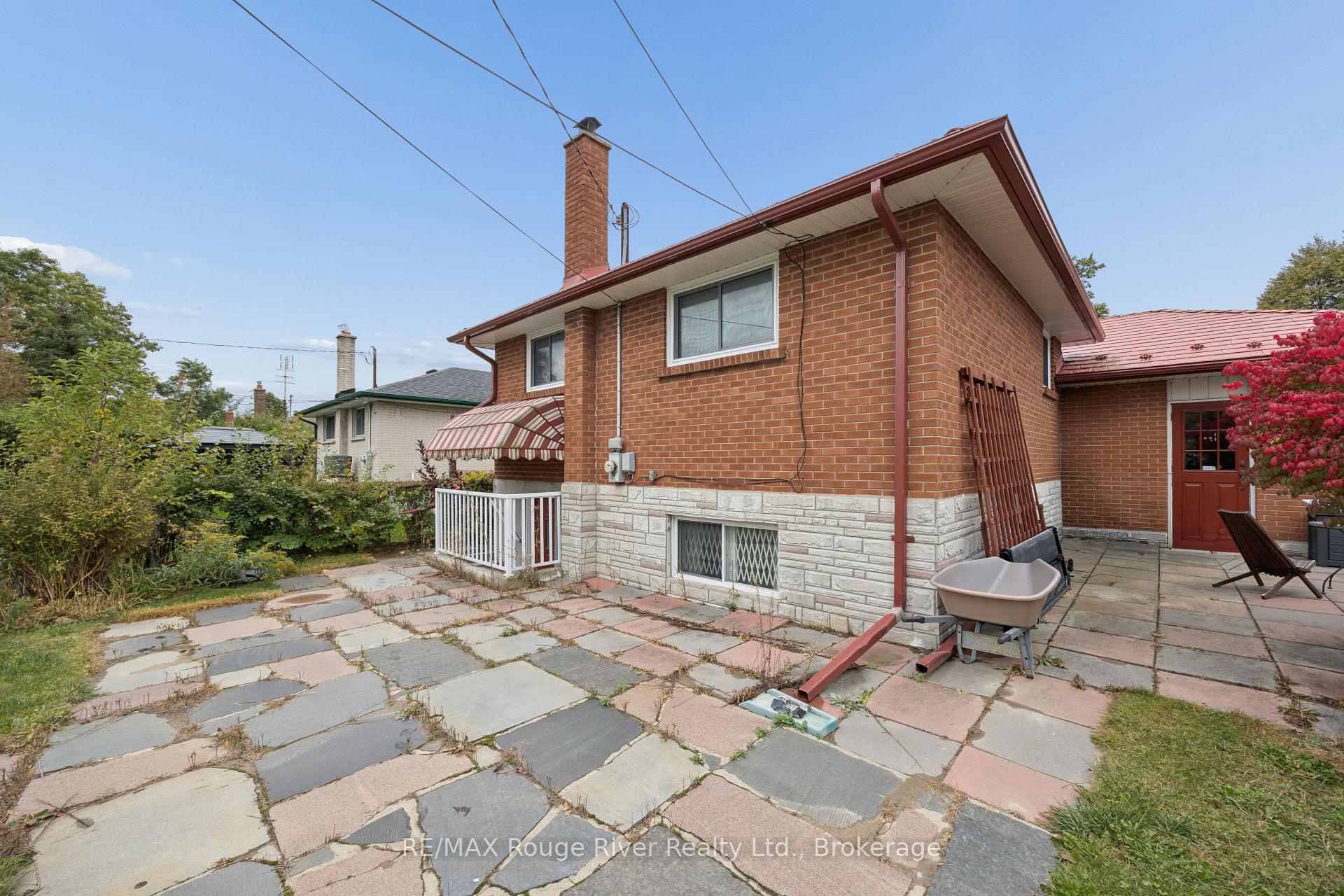 Photo 32 of 3 Heatherwood Road, Ajax, South East — HOMEH