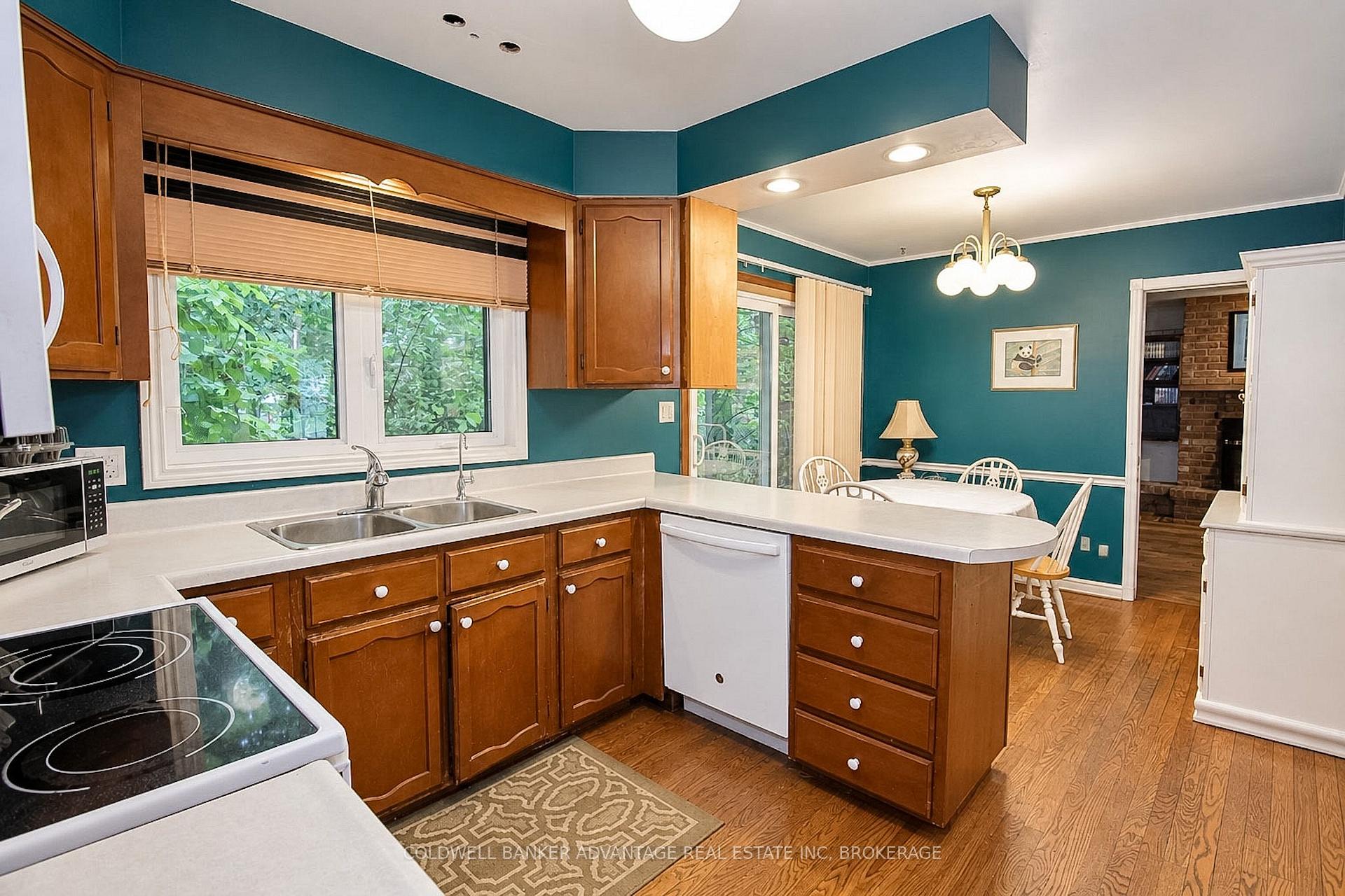 Photo 11 of 62 Stella Street, Pelham, Fonthill — HOMEH
