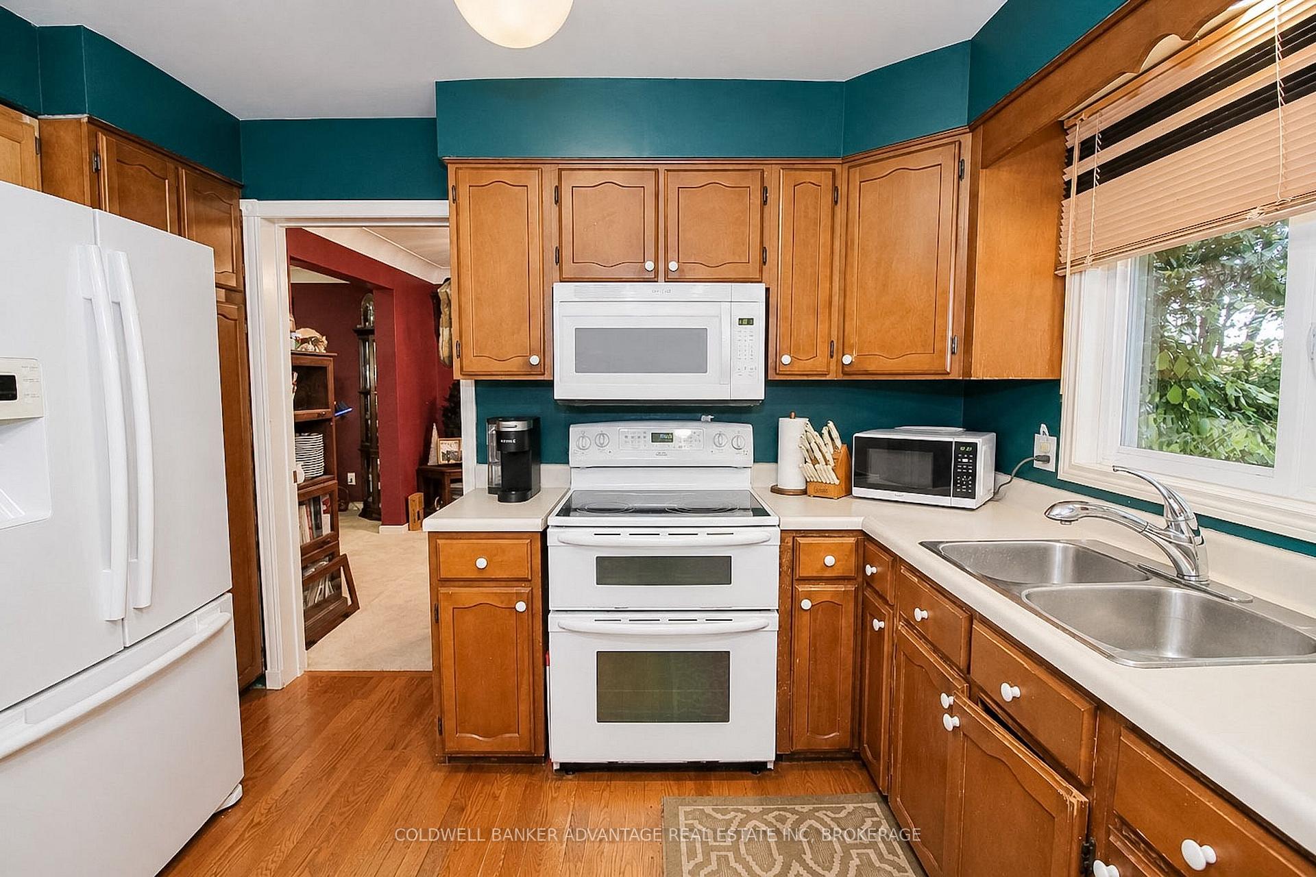 Photo 13 of 62 Stella Street, Pelham, Fonthill — HOMEH