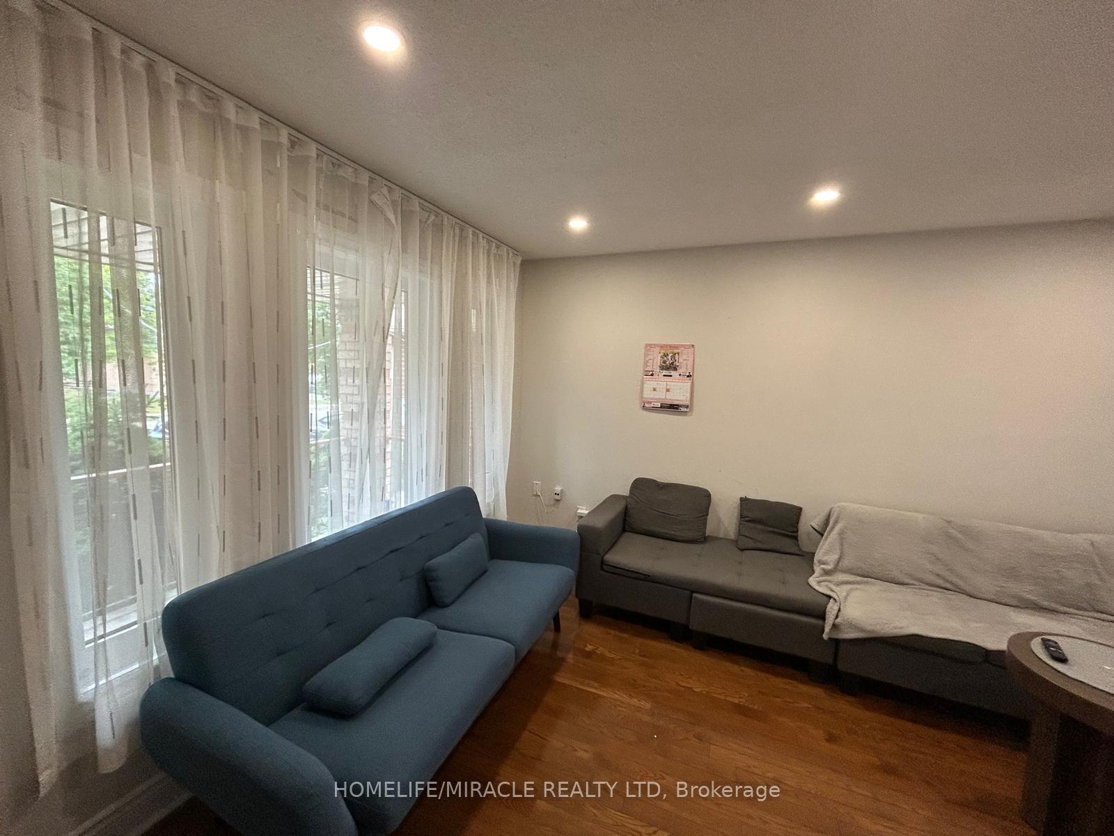 Photo 3 of Unit Upper, 42 Lockwood Road, Brampton, Fletcher's West — HOMEH