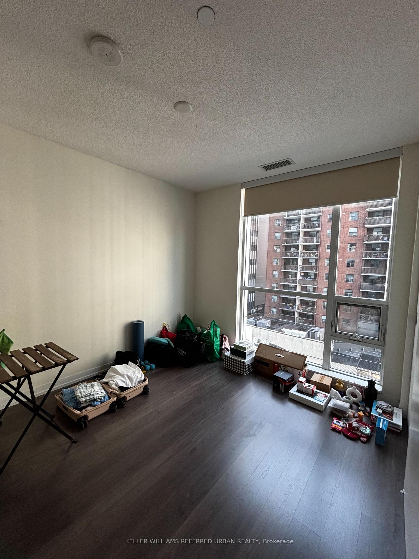 Photo 2 of Unit 415, 98 Lillian Street, Toronto, Mount Pleasant West — HOMEH