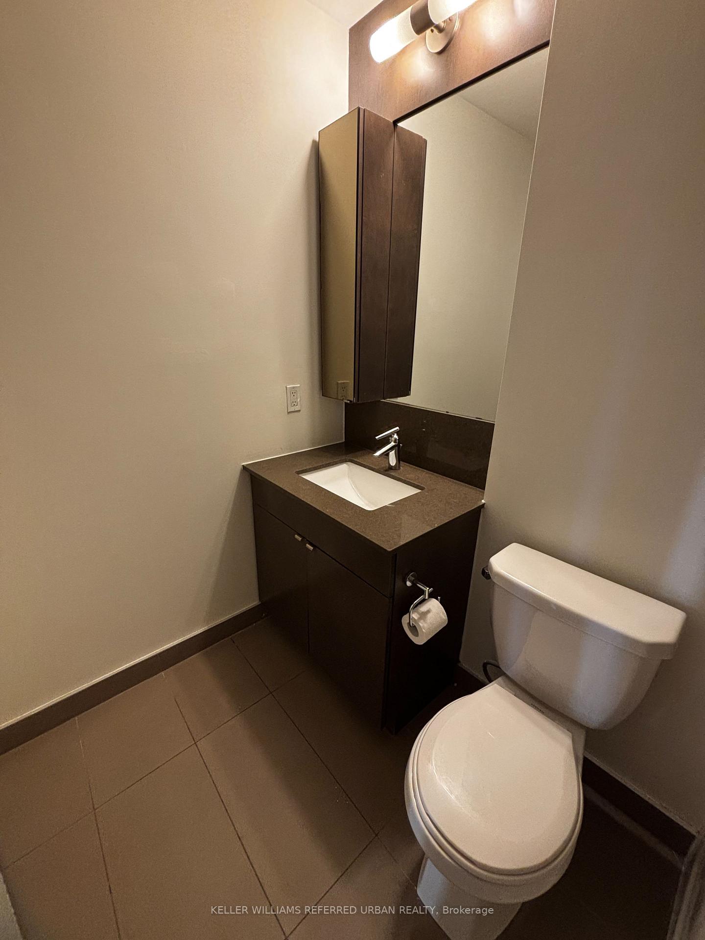 Photo 6 of Unit 415, 98 Lillian Street, Toronto, Mount Pleasant West — HOMEH