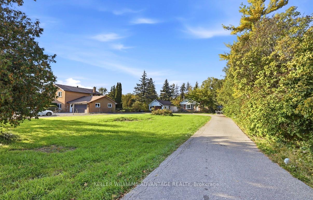 Photo 2 of 198 Twyn Rivers Drive, Pickering, Rougemount — HOMEH