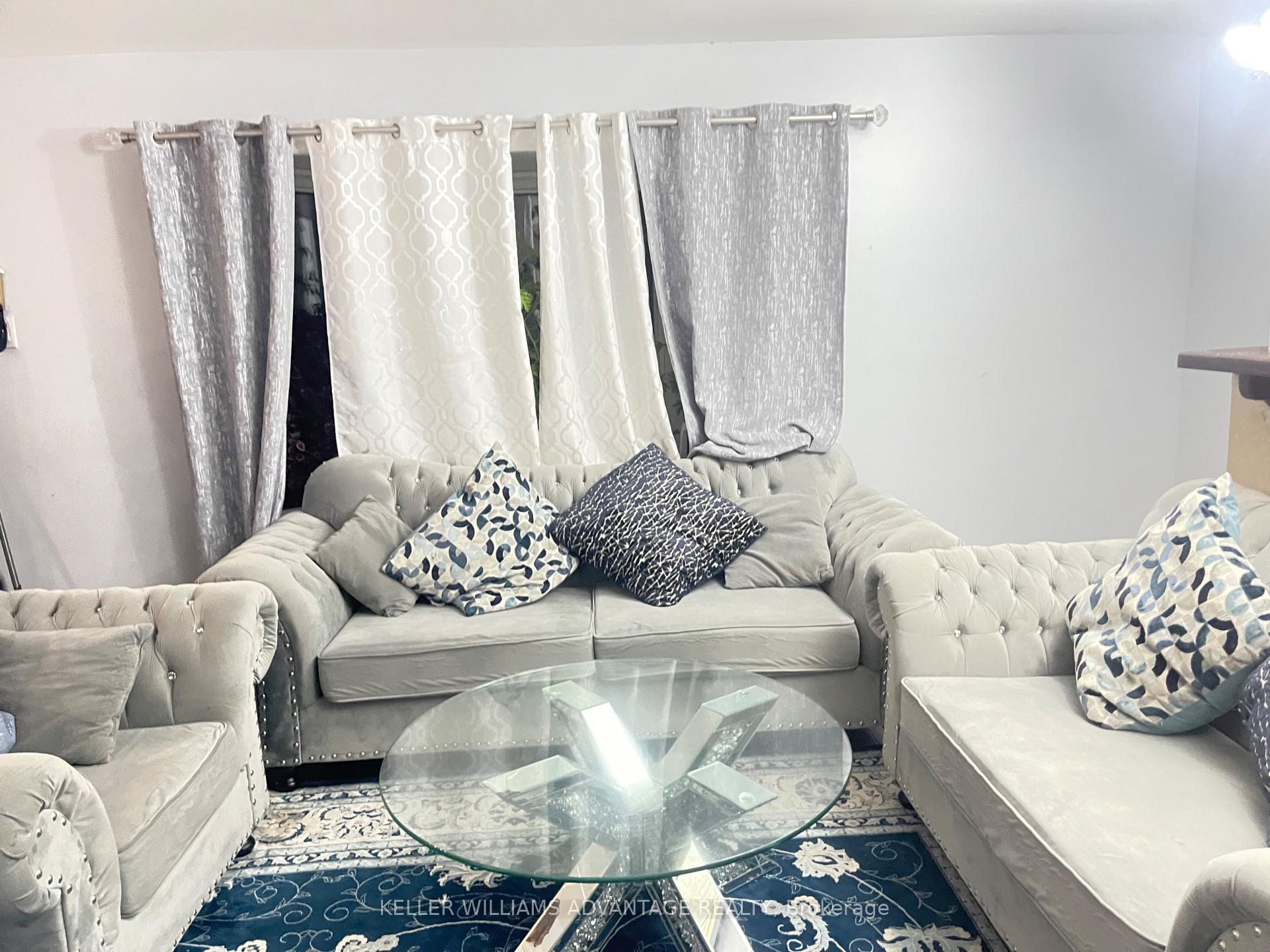 Photo 5 of 198 Twyn Rivers Drive, Pickering, Rougemount — HOMEH