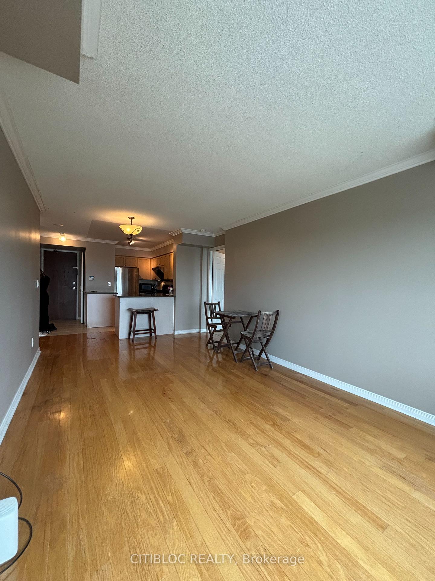 Photo 10 of Unit 708, 23 Oneida Crescent, Richmond Hill, Langstaff — HOMEH