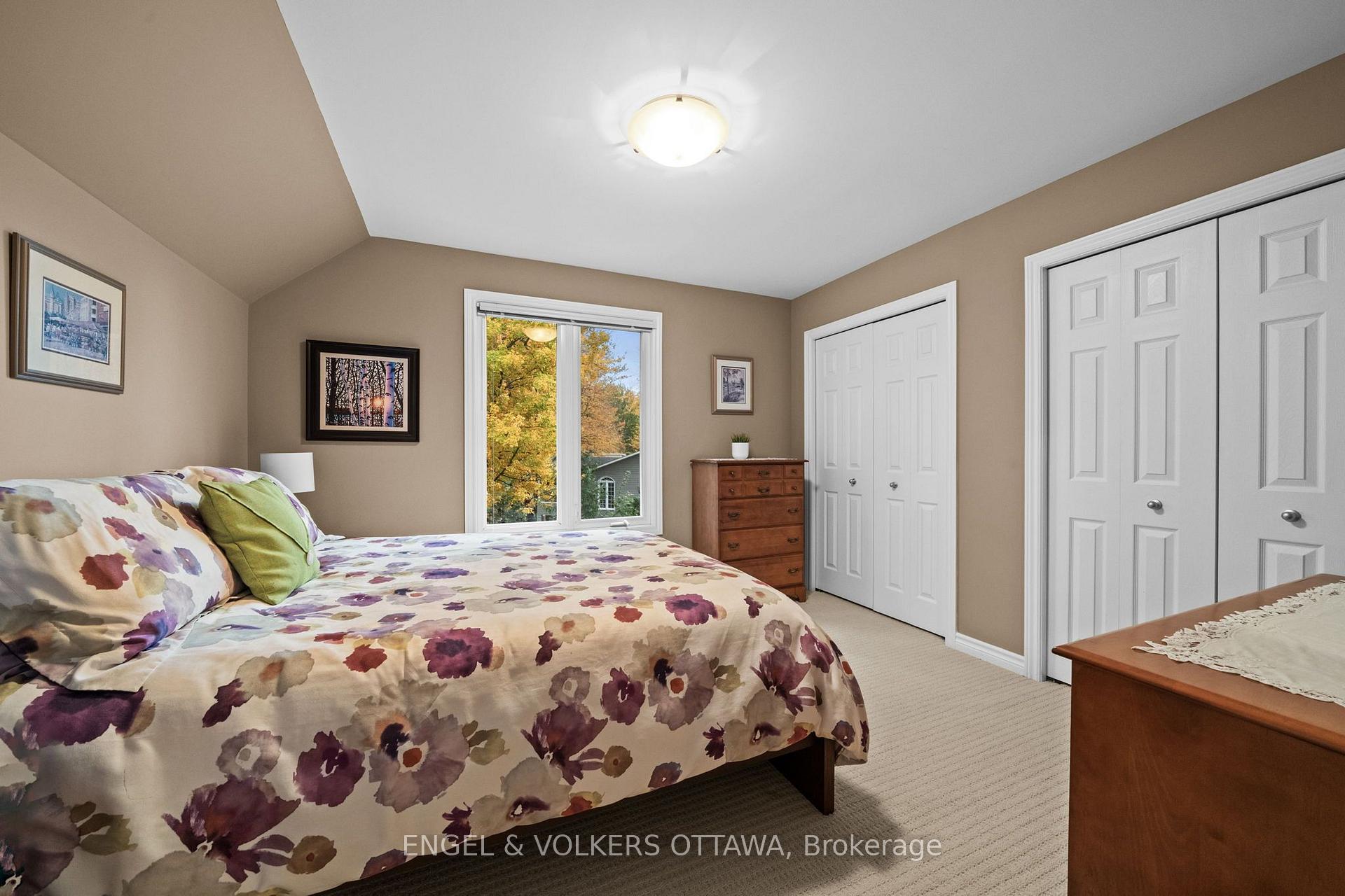 Photo 21 of 1629 Shauna Crescent, Ottawa, Greely — HOMEH