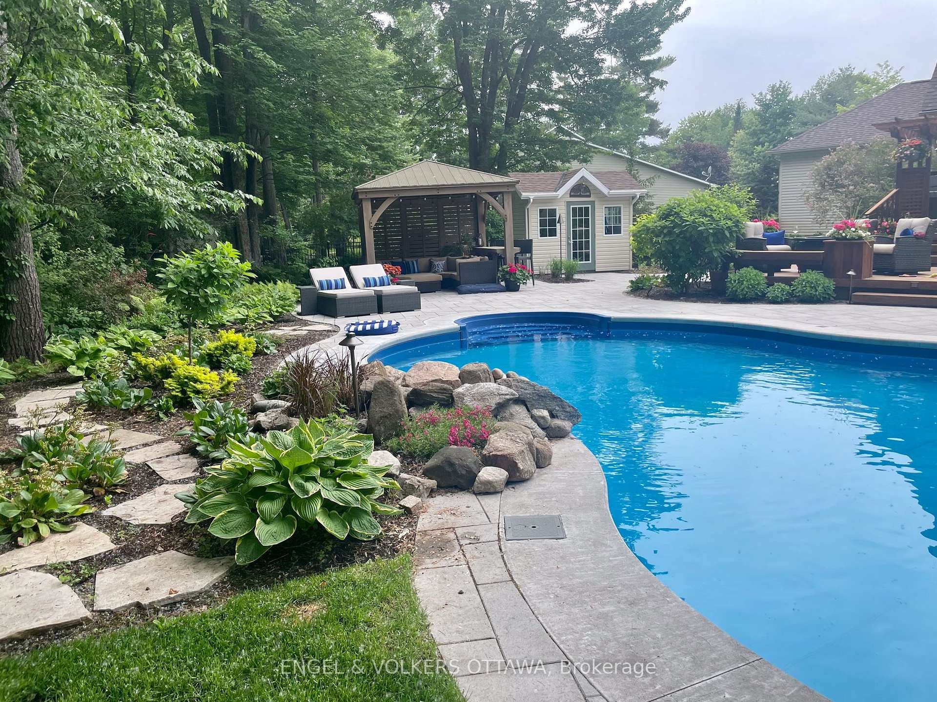 Photo 41 of 1629 Shauna Crescent, Ottawa, Greely — HOMEH