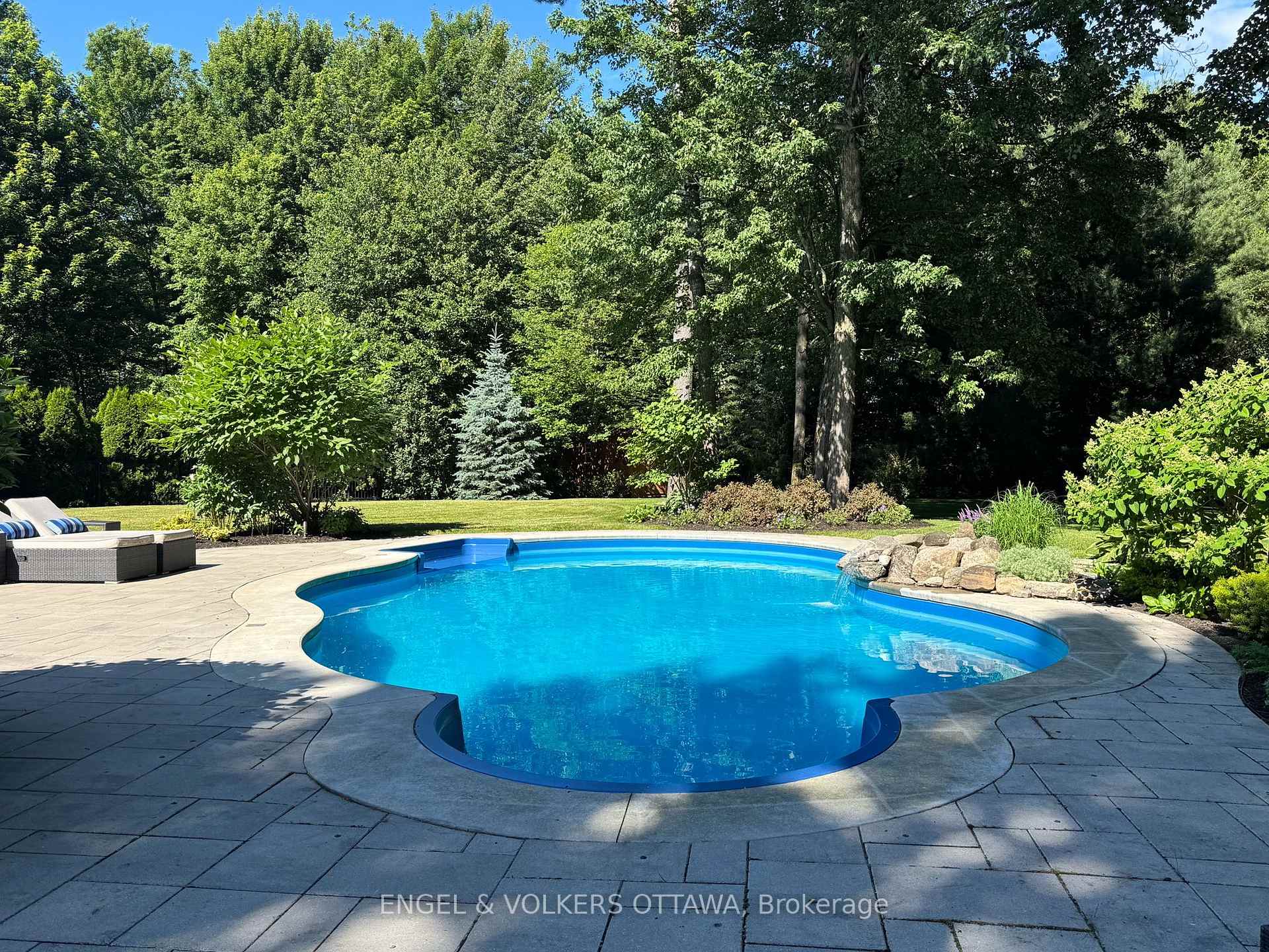 Photo 48 of 1629 Shauna Crescent, Ottawa, Greely — HOMEH