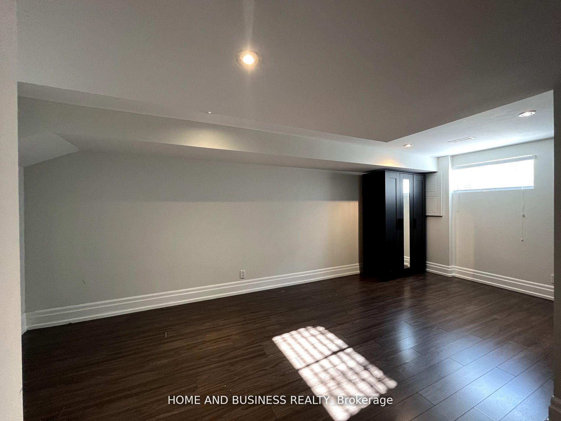 Photo 13 of 376 Ashbury Road, Oakville, West — HOMEH