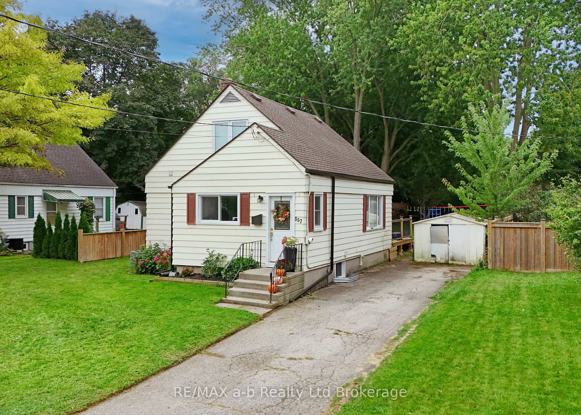 Photo 2 of 357 Knightsbridge Road, Woodstock, Woodstock - North — HOMEH