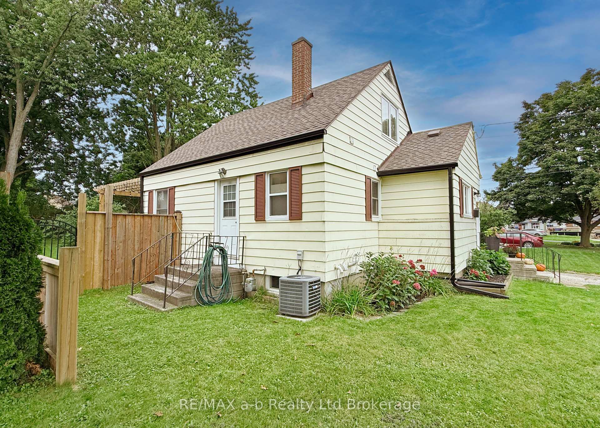 Photo 4 of 357 Knightsbridge Road, Woodstock, Woodstock - North — HOMEH