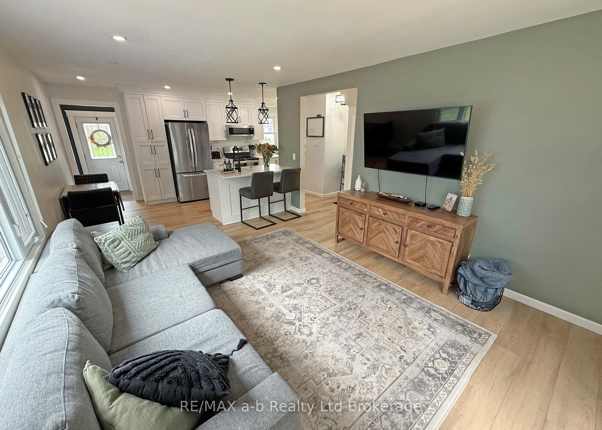 Photo 19 of 357 Knightsbridge Road, Woodstock, Woodstock - North — HOMEH