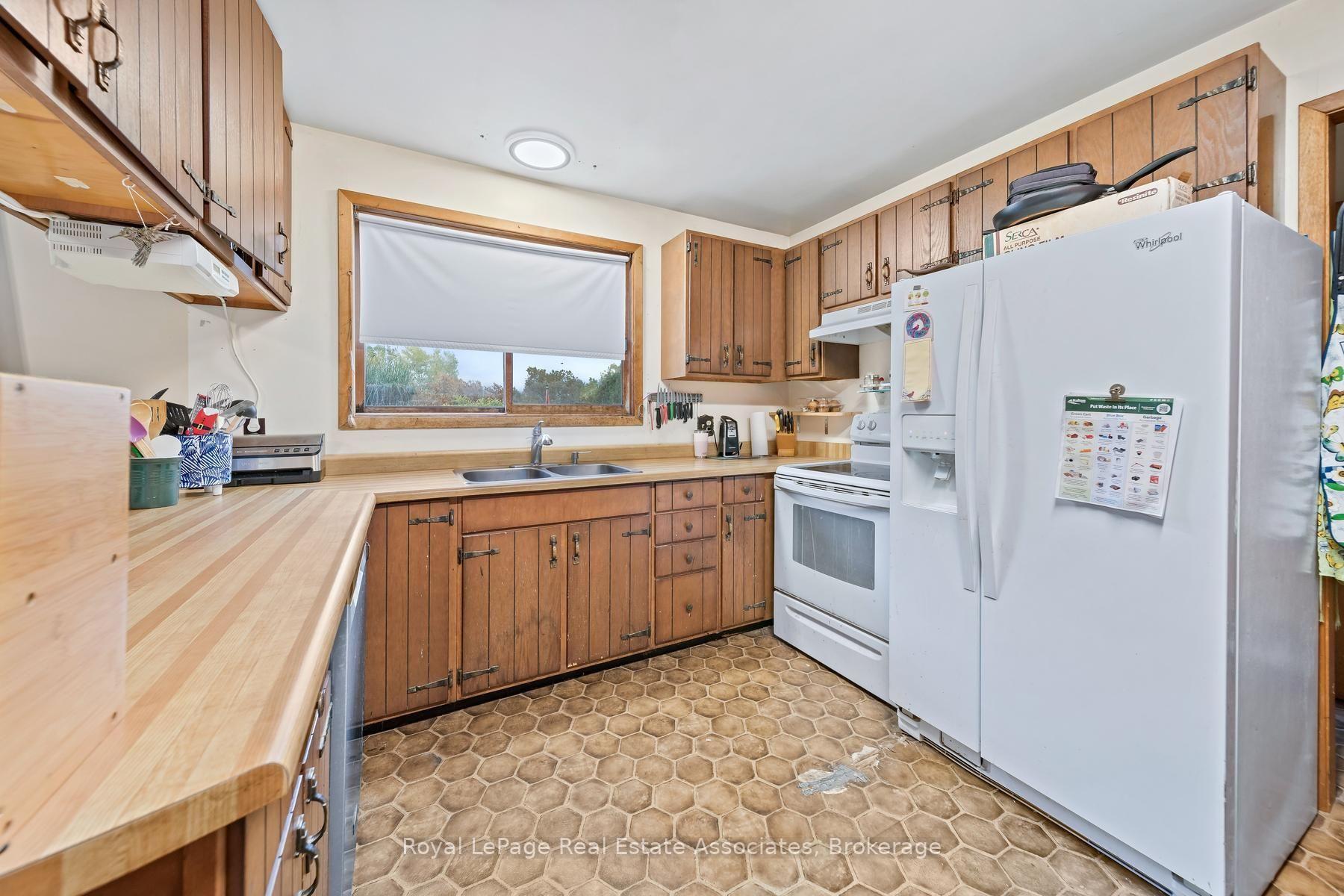 Photo 15 of 13330 5 Side Road, Halton Hills, Georgetown — HOMEH