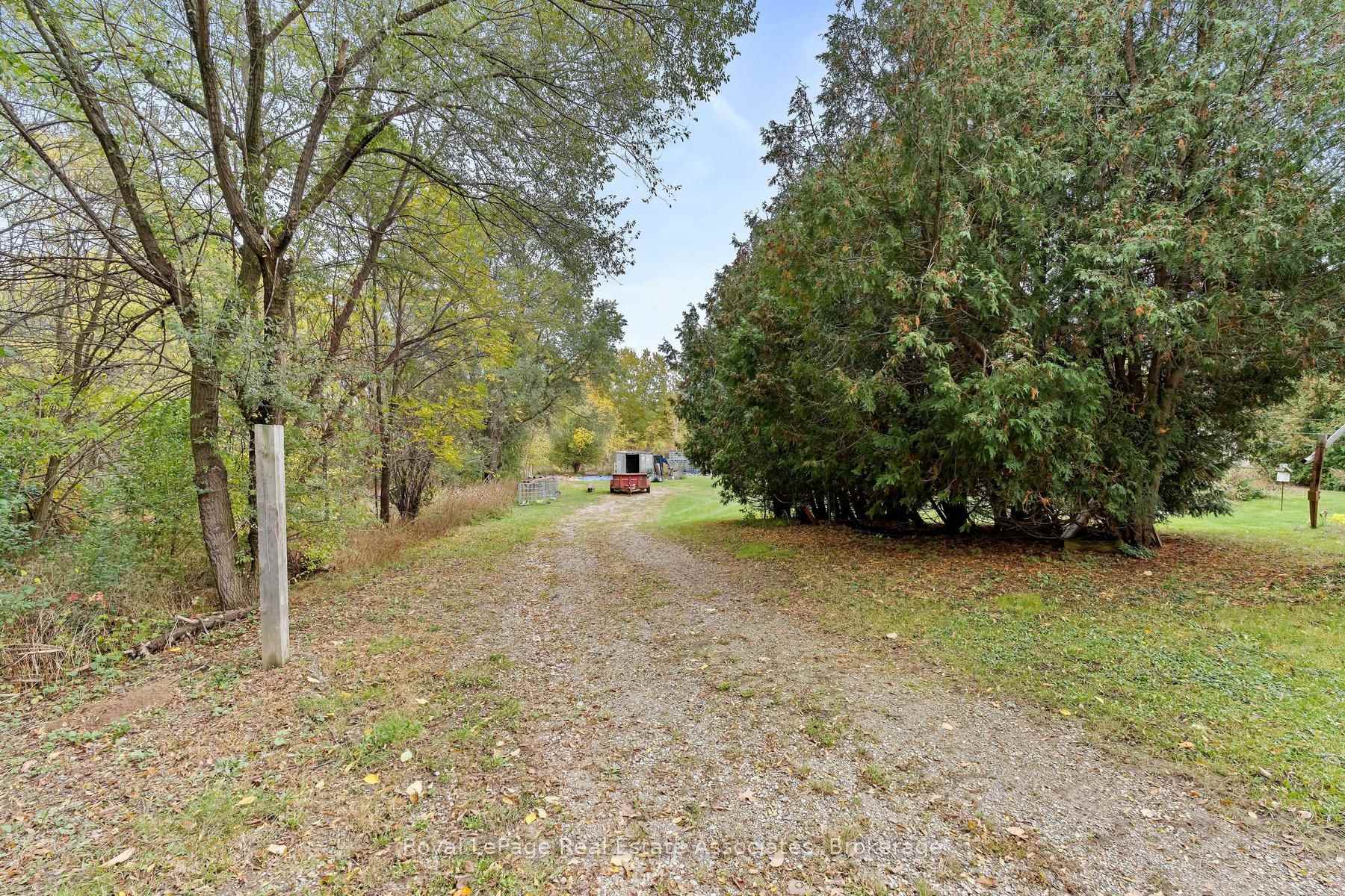 Photo 41 of 13330 5 Side Road, Halton Hills, Georgetown — HOMEH