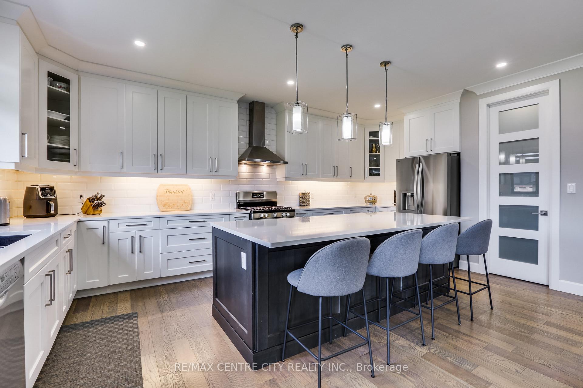 Photo 16 of 6306 Brash Drive, London, South V — HOMEH