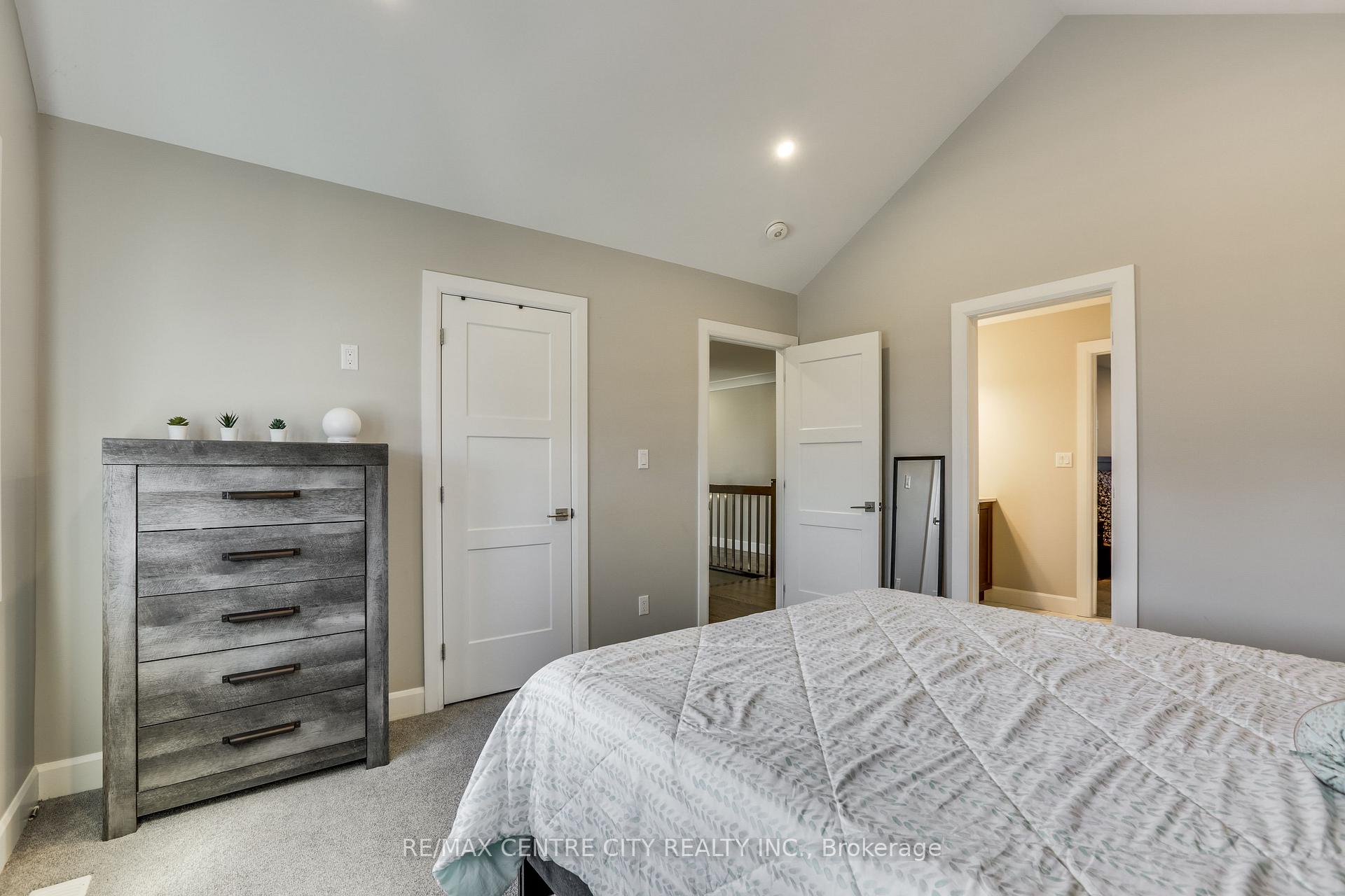 Photo 20 of 6306 Brash Drive, London, South V — HOMEH