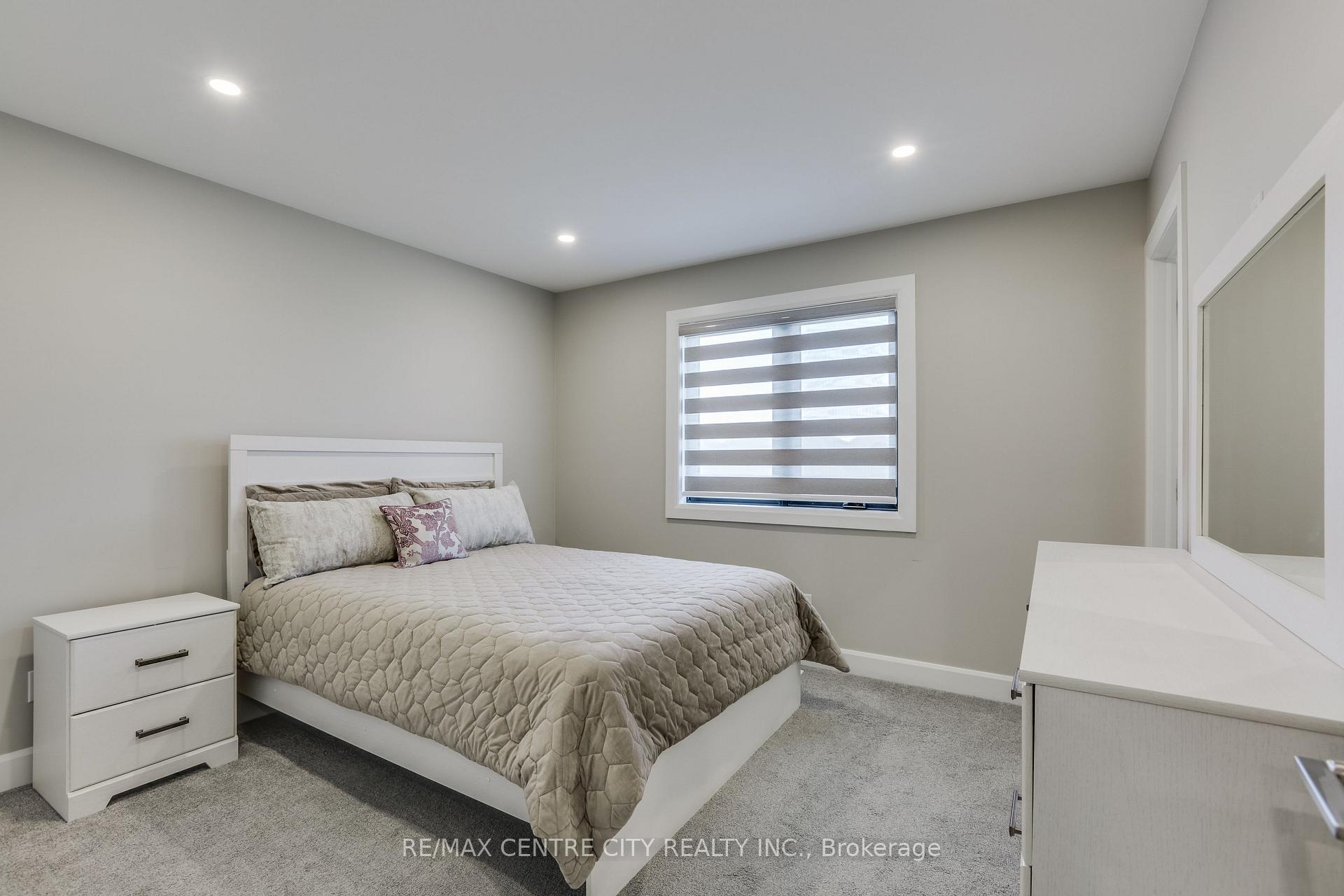 Photo 25 of 6306 Brash Drive, London, South V — HOMEH