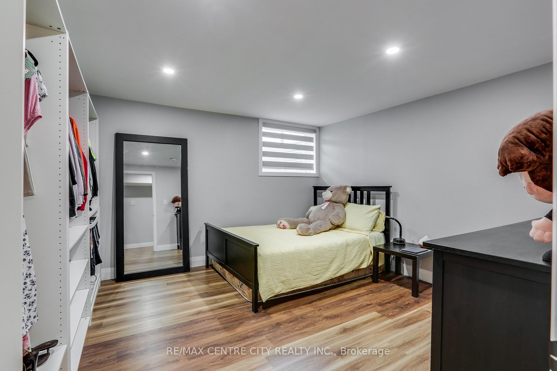 Photo 39 of 6306 Brash Drive, London, South V — HOMEH