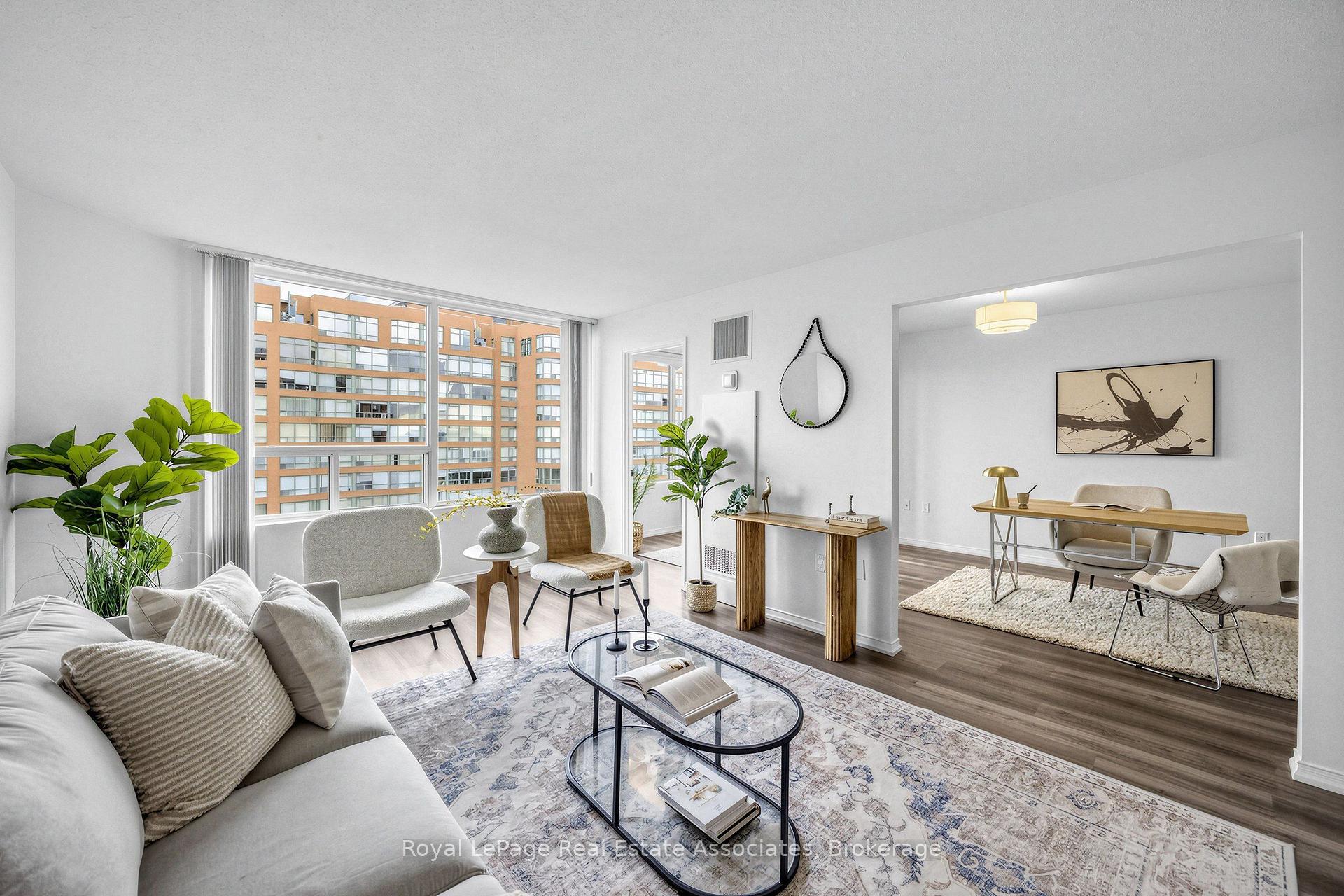 Photo 3 of Unit 1705, 1270 Maple Crossing Boulevard, Burlington, Brant — HOMEH