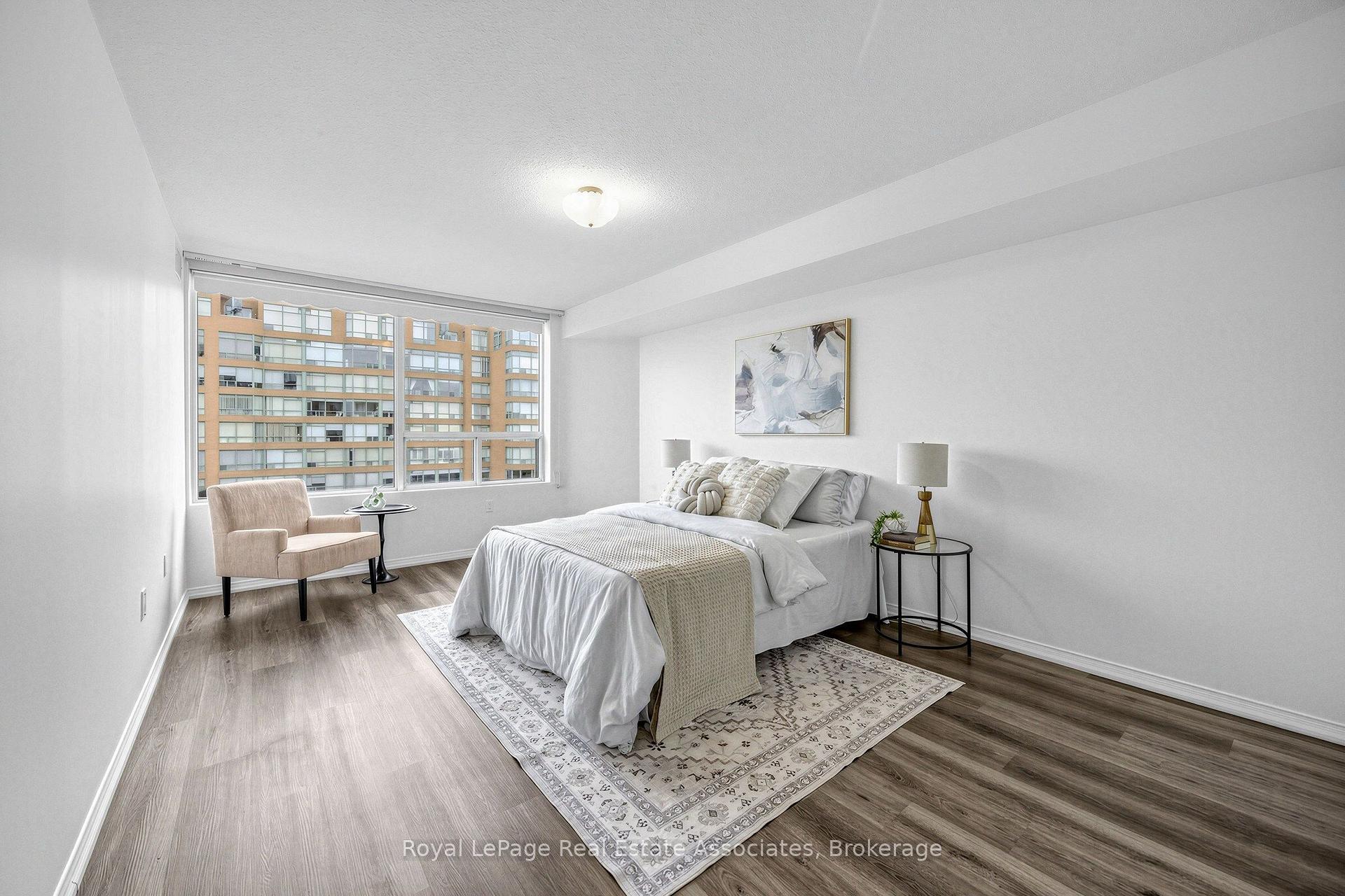 Photo 22 of Unit 1705, 1270 Maple Crossing Boulevard, Burlington, Brant — HOMEH
