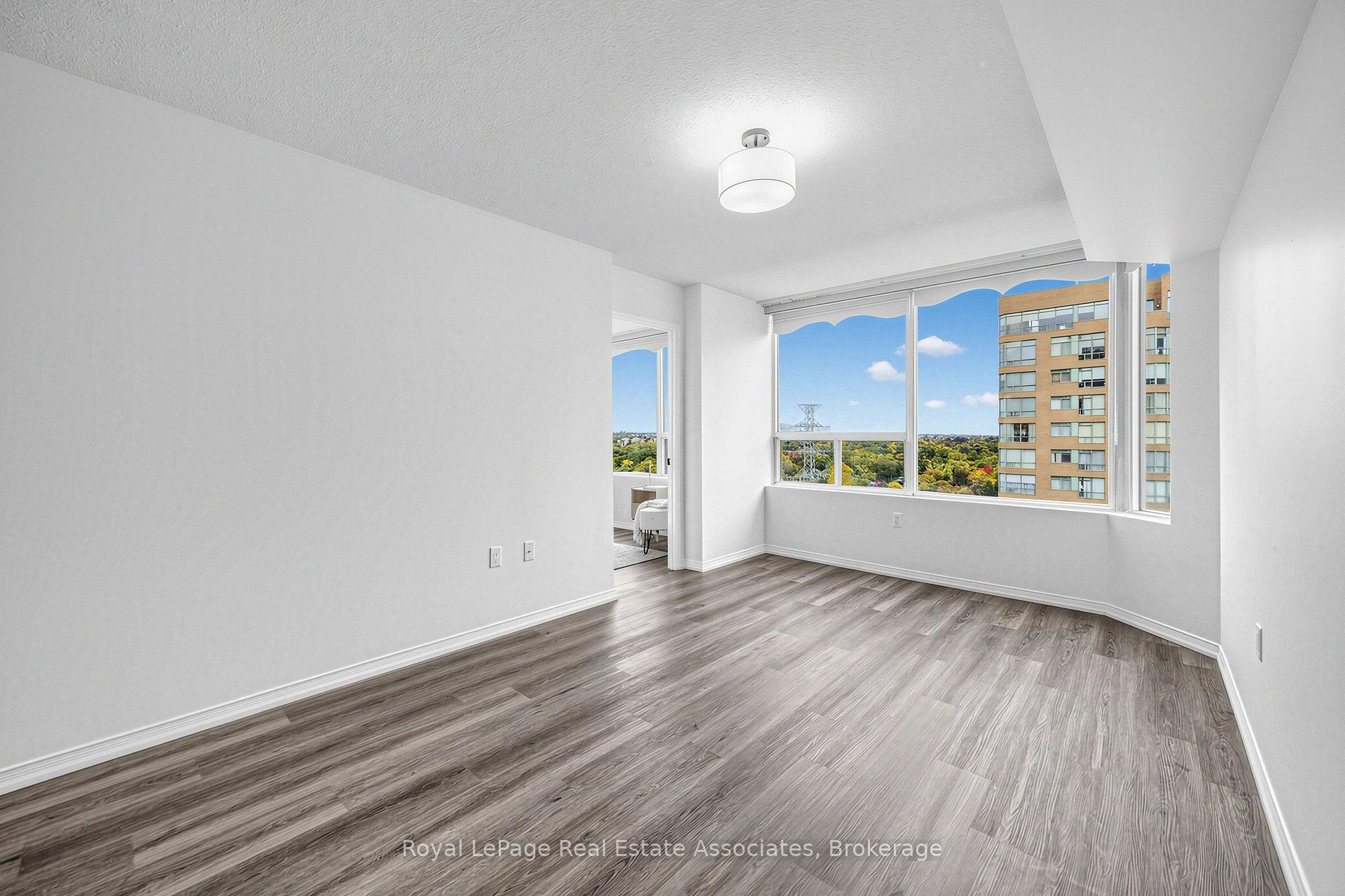 Photo 30 of Unit 1705, 1270 Maple Crossing Boulevard, Burlington, Brant — HOMEH