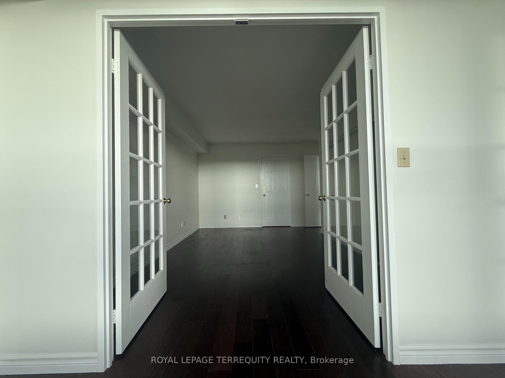 Photo 7 of Unit 1005, 140 Dunlop Street E, Barrie, City Centre — HOMEH
