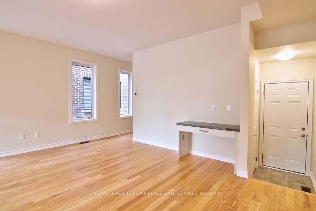 Photo 8 of 1388 National Common, Burlington, Tyandaga — HOMEH