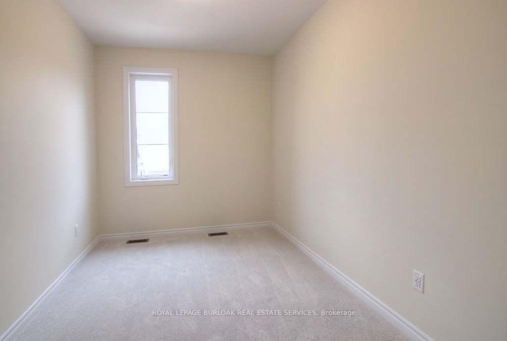 Photo 12 of 1388 National Common, Burlington, Tyandaga — HOMEH