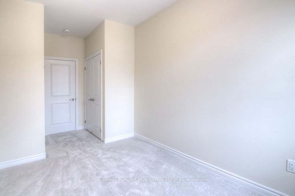 Photo 13 of 1388 National Common, Burlington, Tyandaga — HOMEH