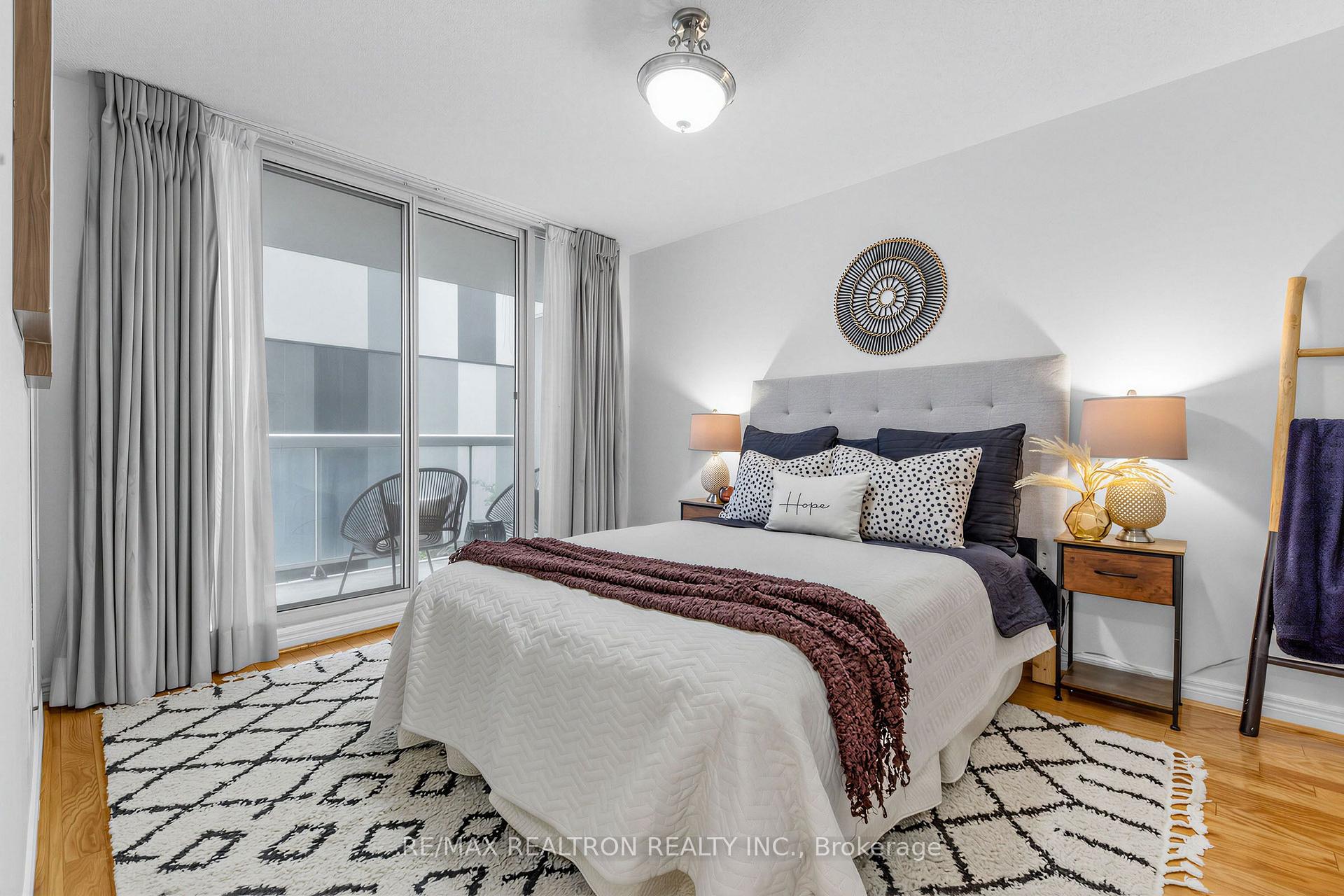Photo 11 of Unit 510, 43 Eglinton Avenue E, Toronto, Mount Pleasant West — HOMEH