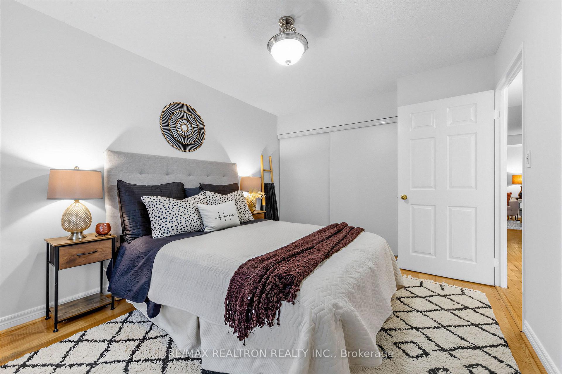 Photo 12 of Unit 510, 43 Eglinton Avenue E, Toronto, Mount Pleasant West — HOMEH