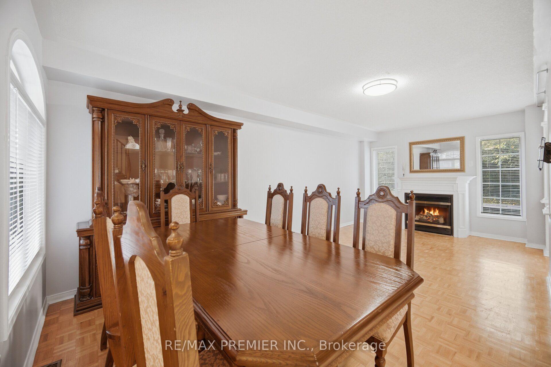 Photo 4 of 14 Crestridge Drive, Caledon, Bolton North — HOMEH