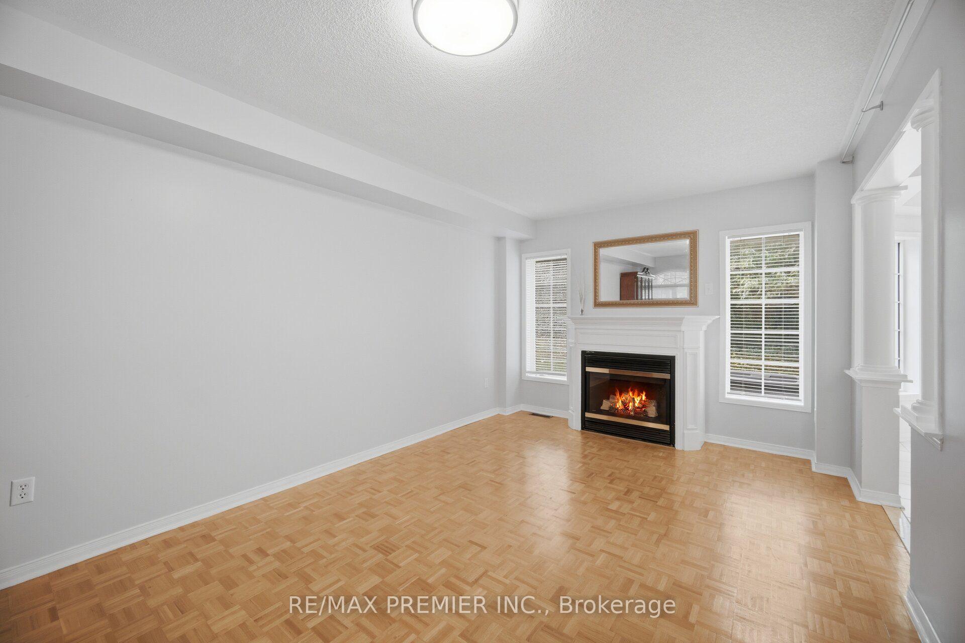 Photo 5 of 14 Crestridge Drive, Caledon, Bolton North — HOMEH