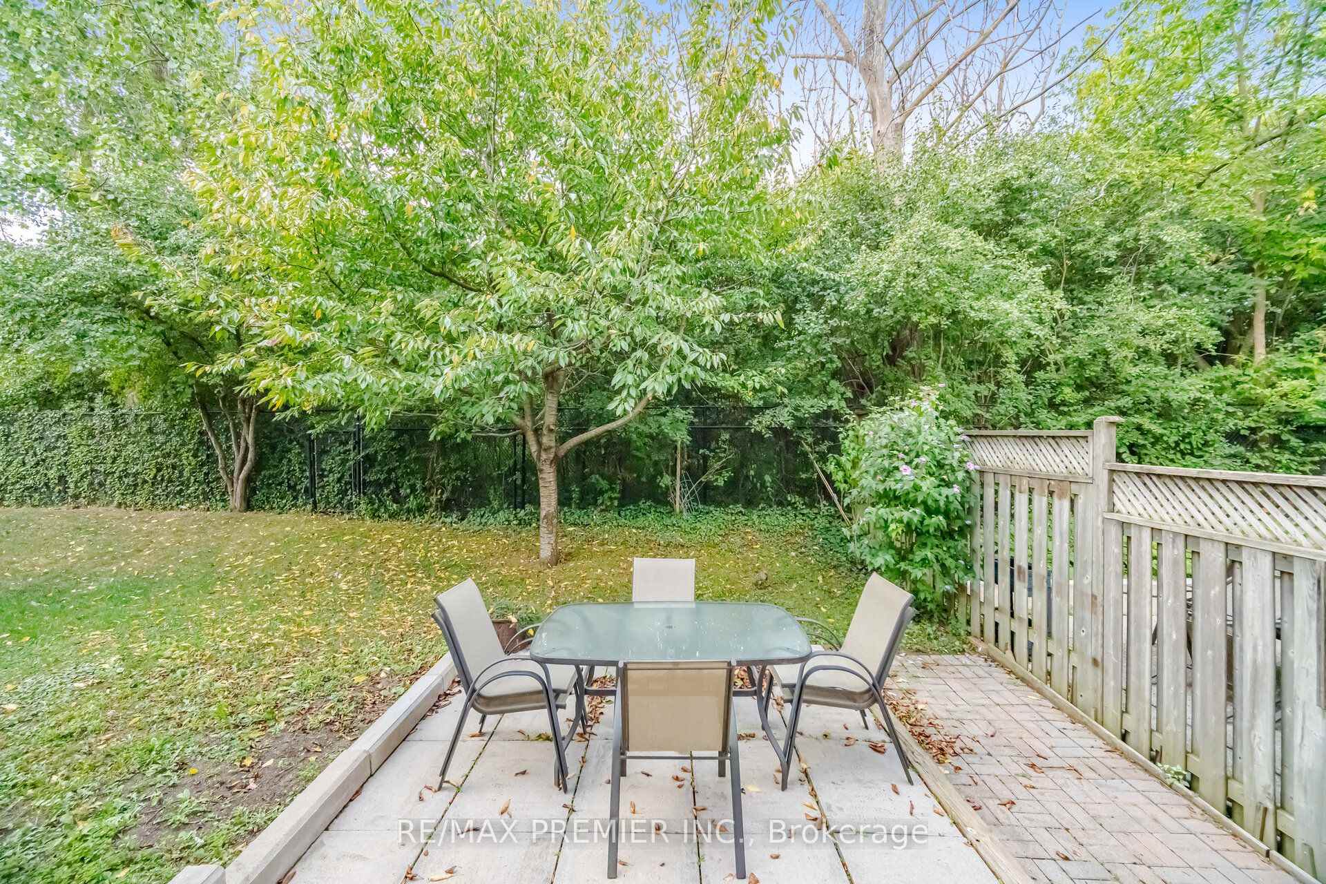 Photo 31 of 14 Crestridge Drive, Caledon, Bolton North — HOMEH
