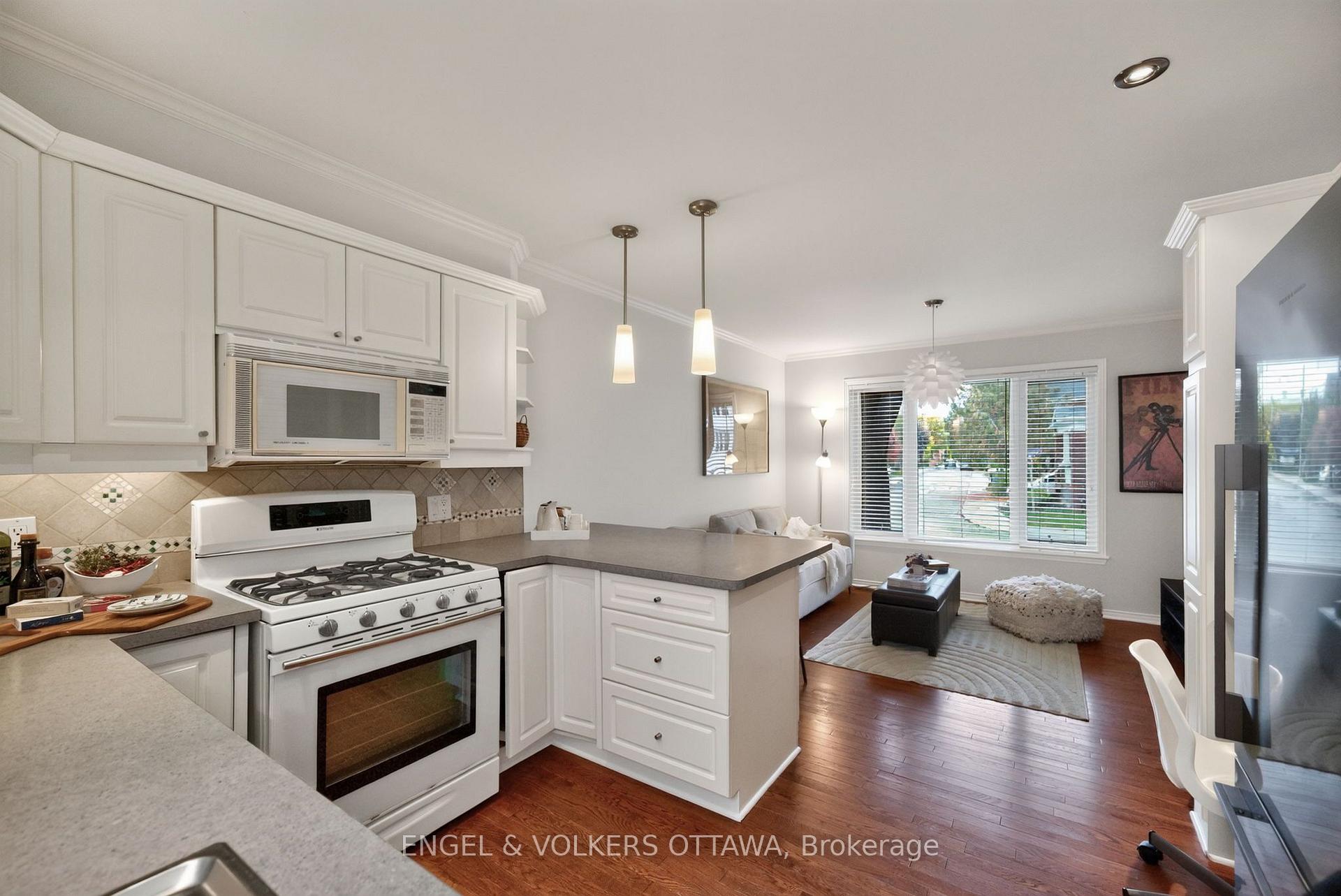 Photo 18 of irr Robert Street, Ottawa, Ottawa Centre/Golden Triangle — HOMEH