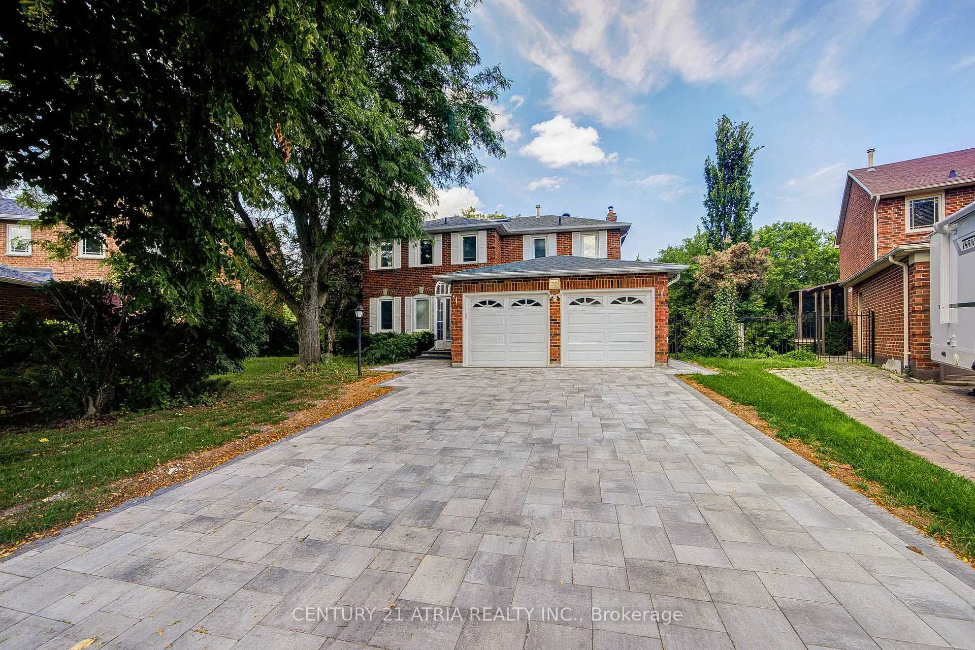 Photo 1 of 35 Millstone Court, Markham, Unionville — HOMEH