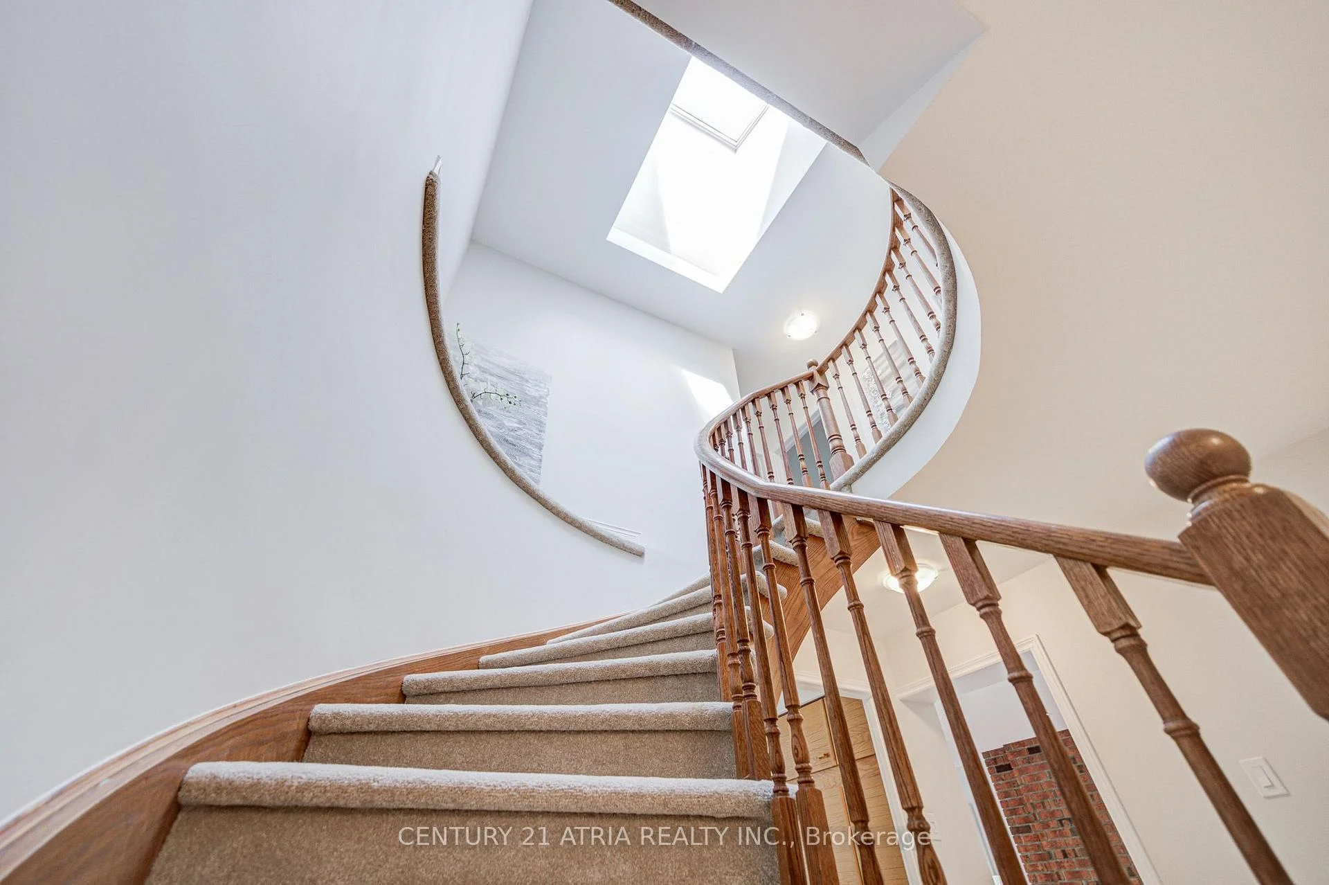 Photo 18 of 35 Millstone Court, Markham, Unionville — HOMEH