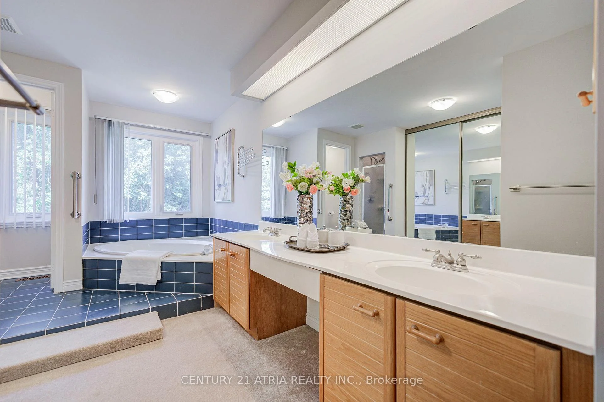 Photo 24 of 35 Millstone Court, Markham, Unionville — HOMEH