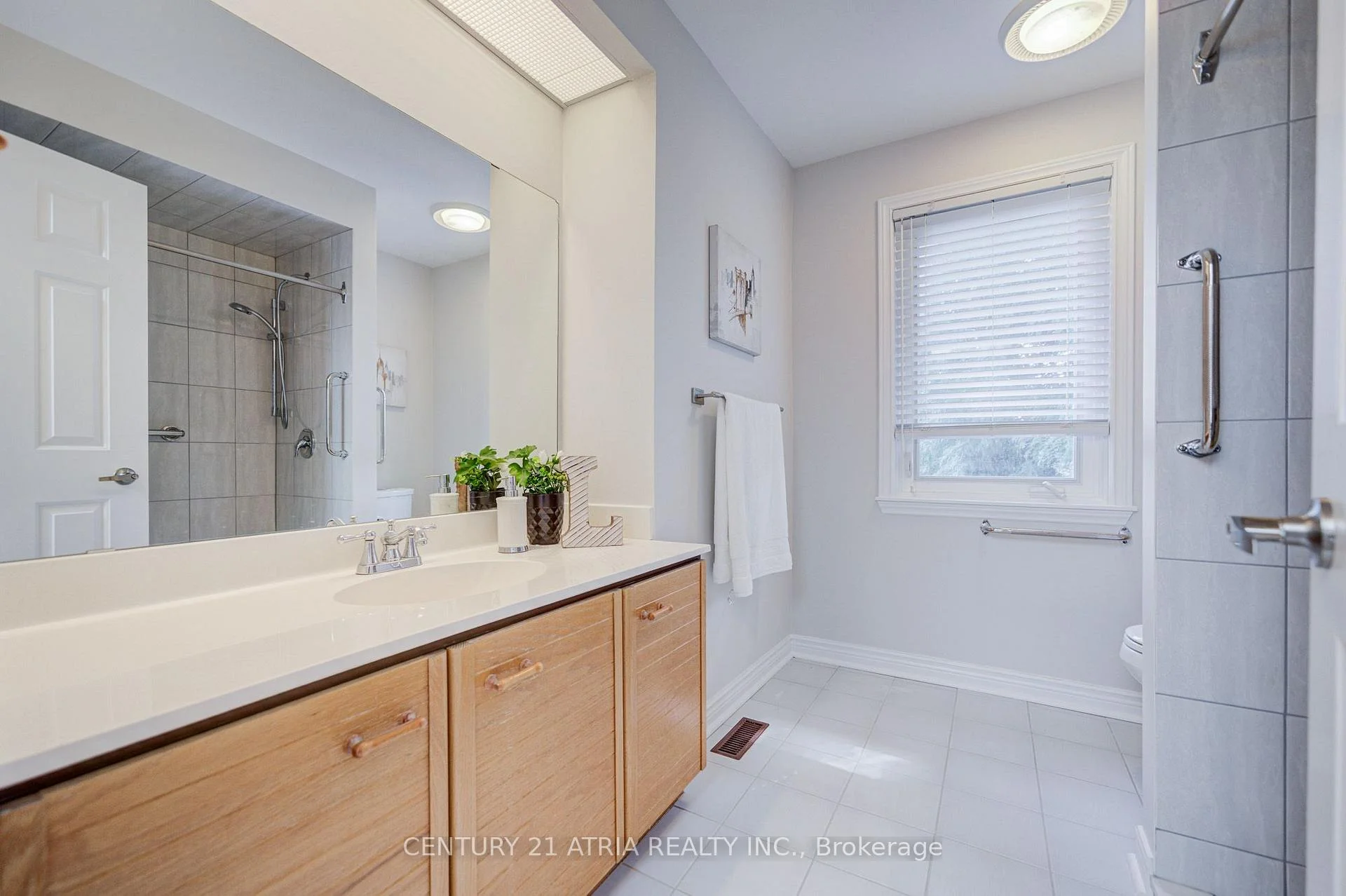 Photo 27 of 35 Millstone Court, Markham, Unionville — HOMEH